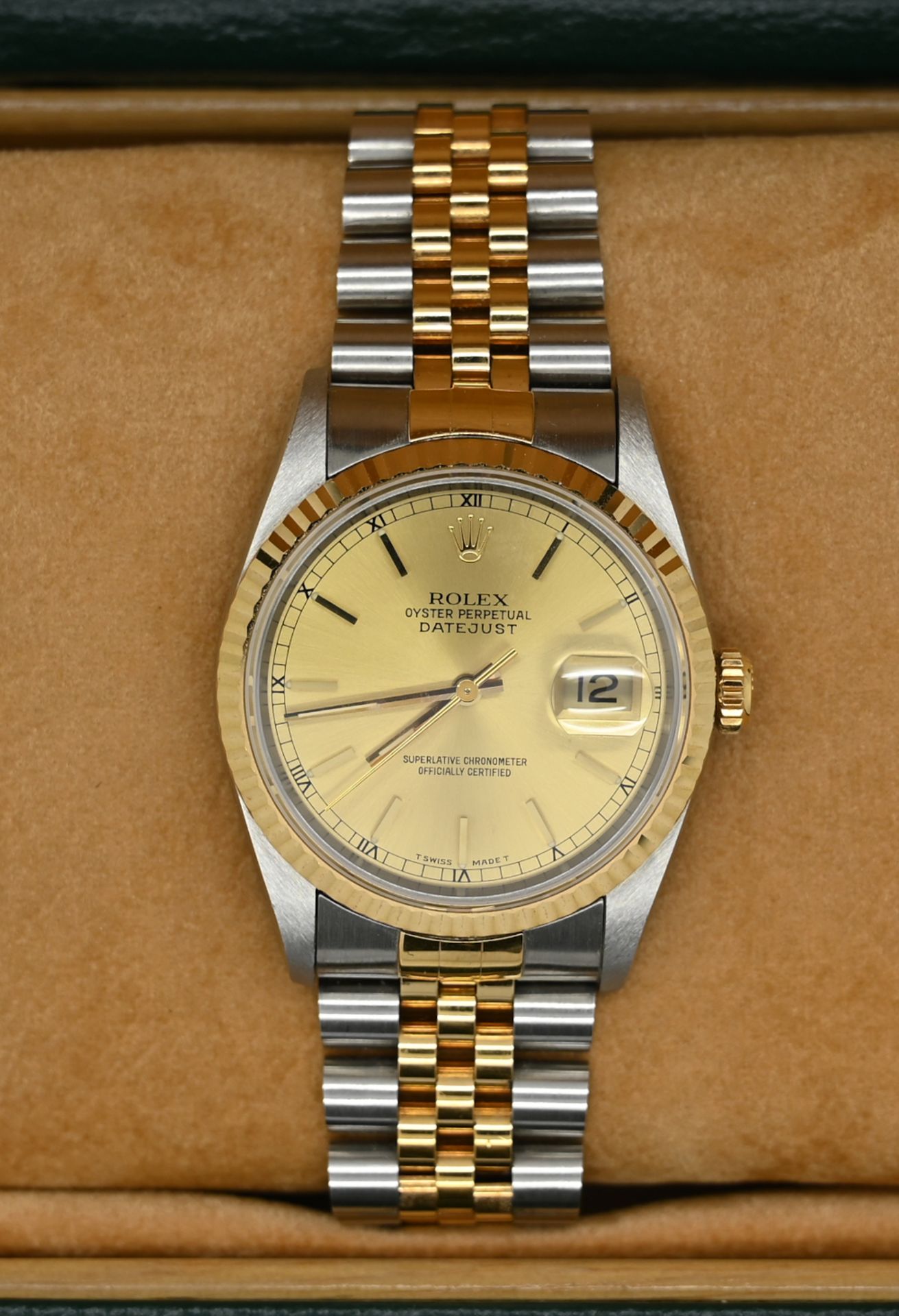 1 Herrenarmbanduhr ROLEX GG/ Stahl, Oyster Perpetual Date just, mit Papieren (Rechnungskopie) von 19