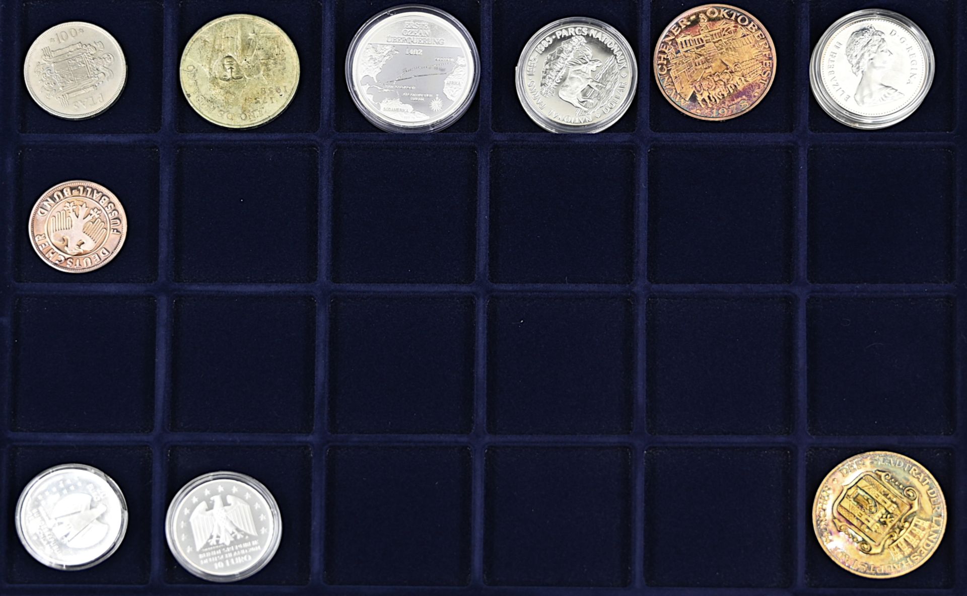1 Konvolut Münzen/ Medaillen: Silber, Metall u.a. BRD 10€ polierte Platte, BRD 5/ 10DM, Sudan u.a., - Bild 2 aus 6