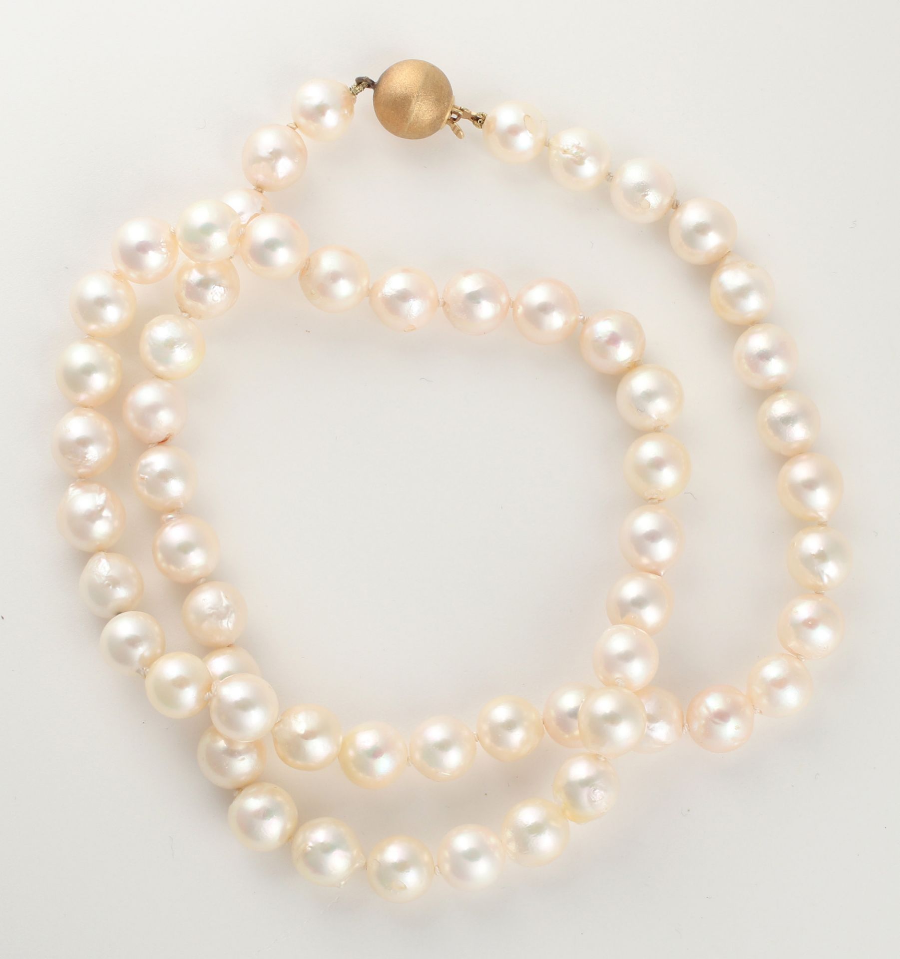Zuchtperlcollier, aus 57 Perlen