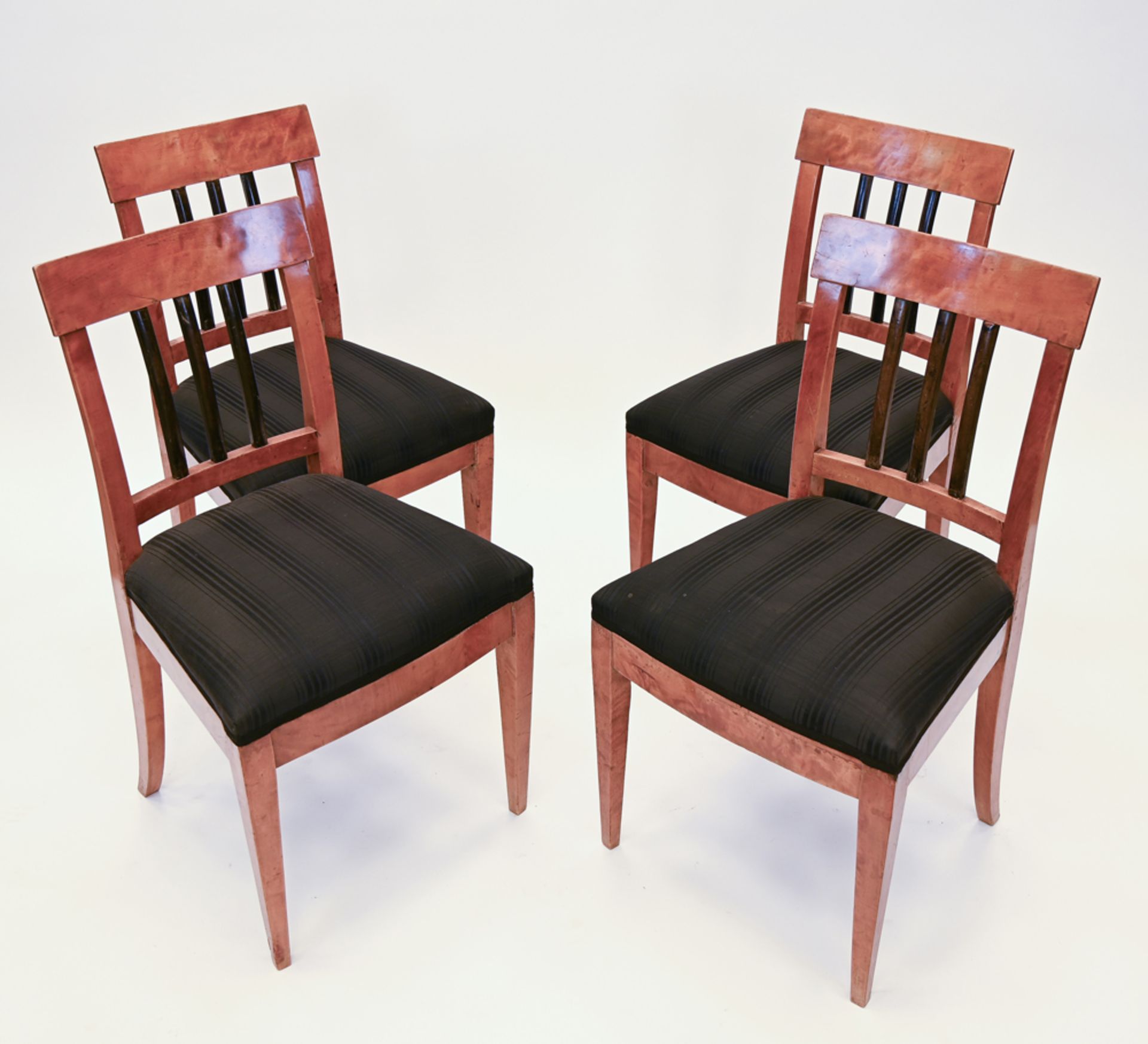 Vier Stühle, Biedermeier, Birkenholz