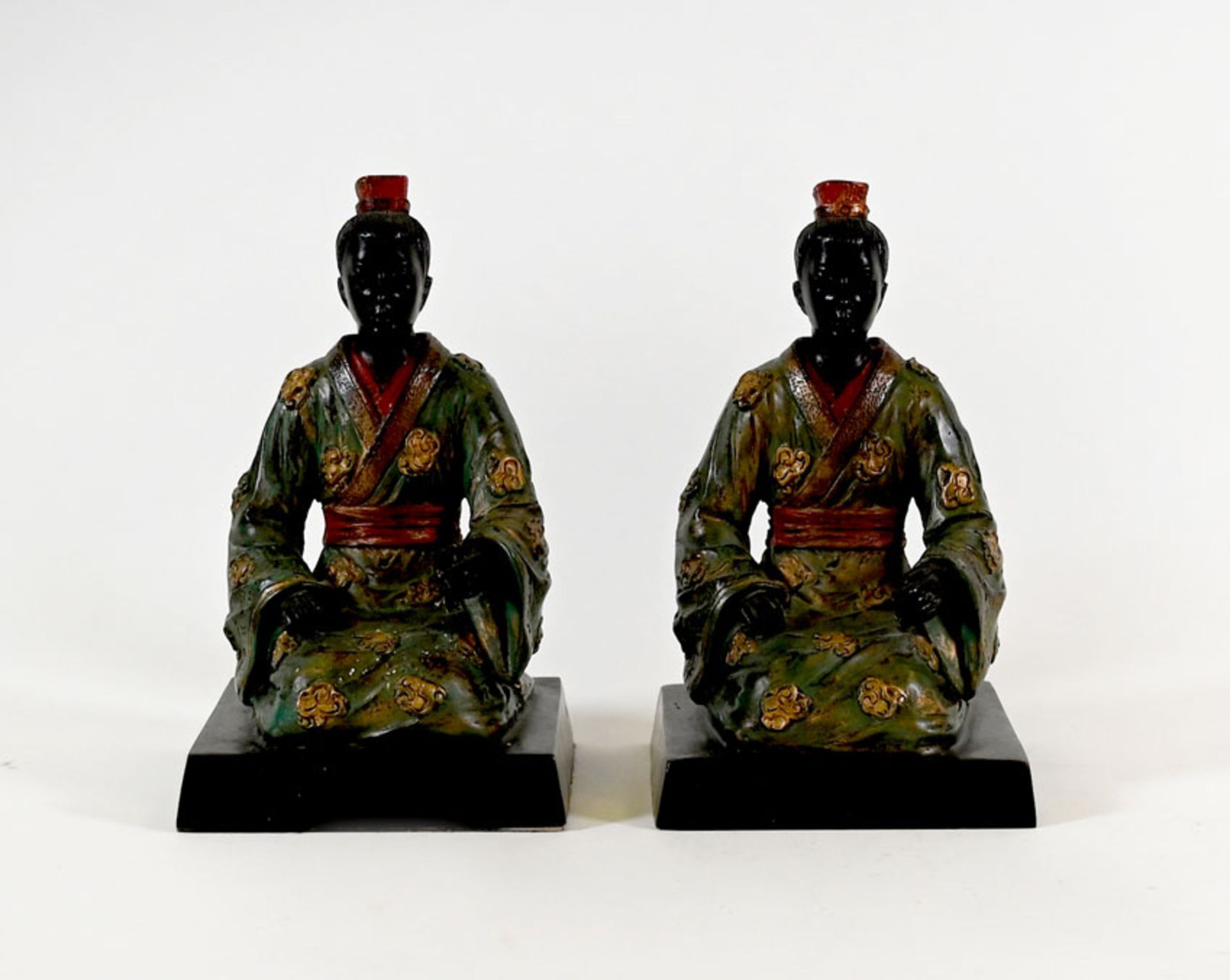 Zwei Figuren, Bronze, partiell kalt bemalt