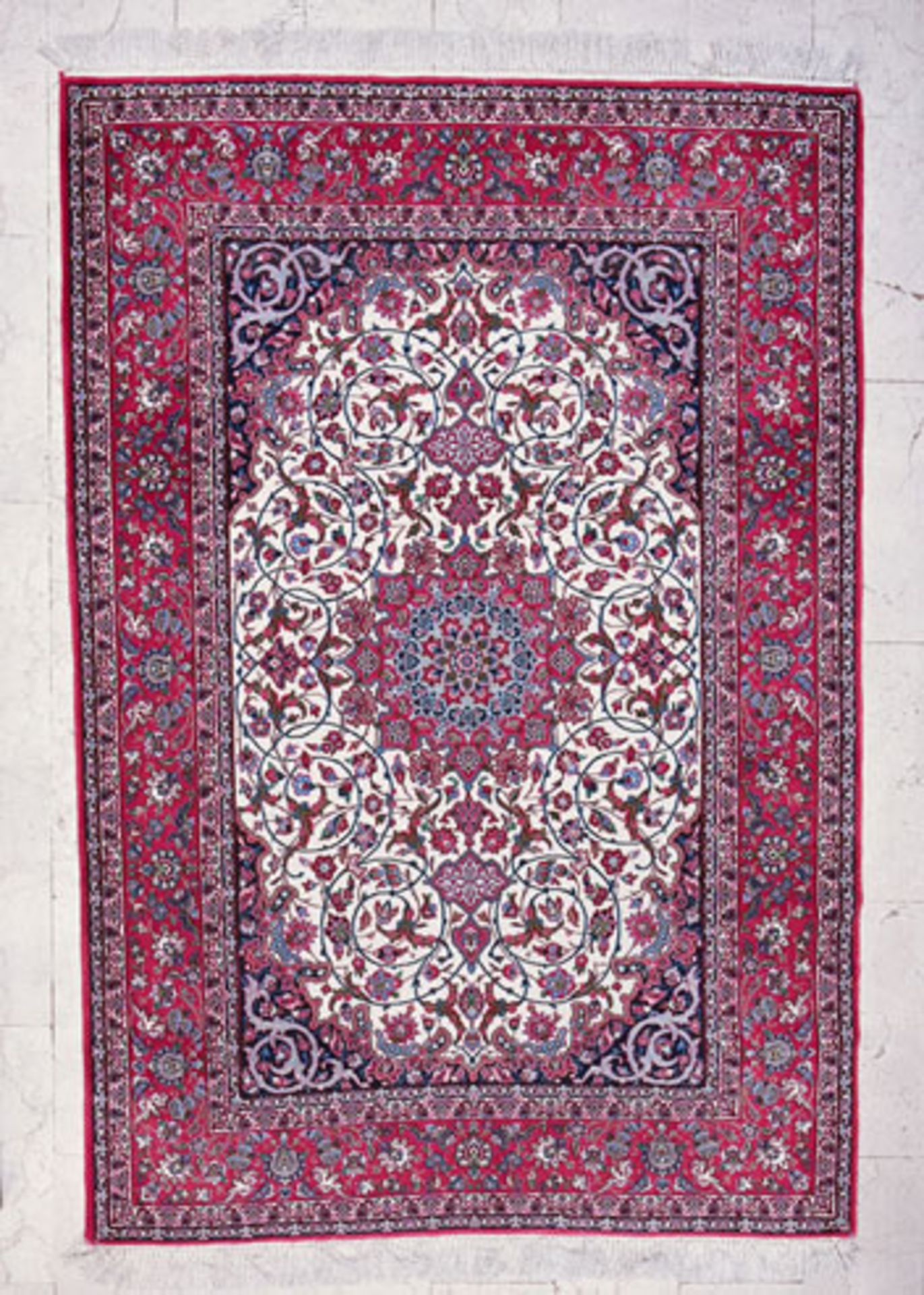Isfahan, 222 x 157 cm