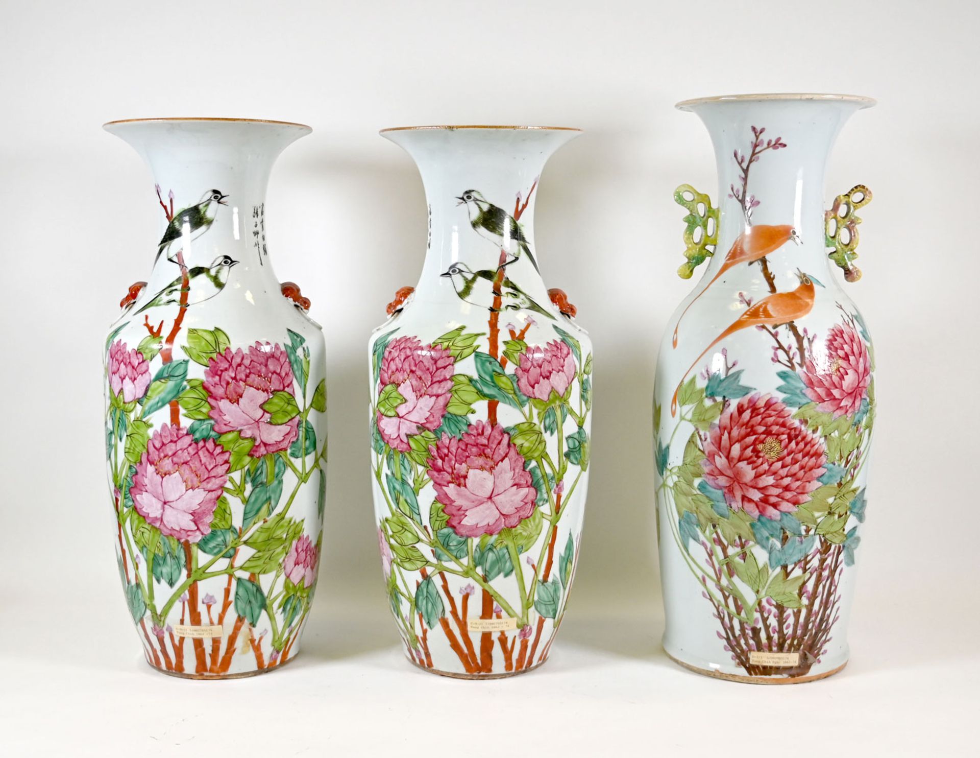 Paar und eine Vase, China