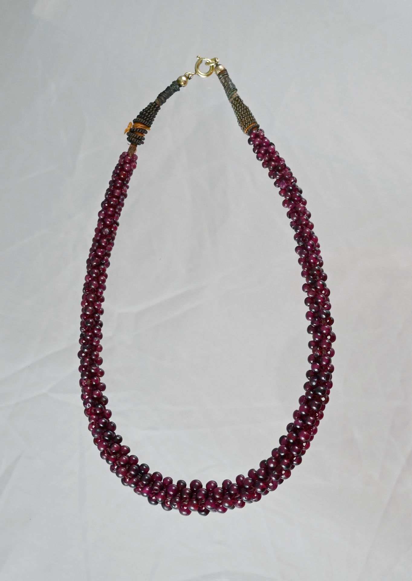 Collier, aus geflochtenen