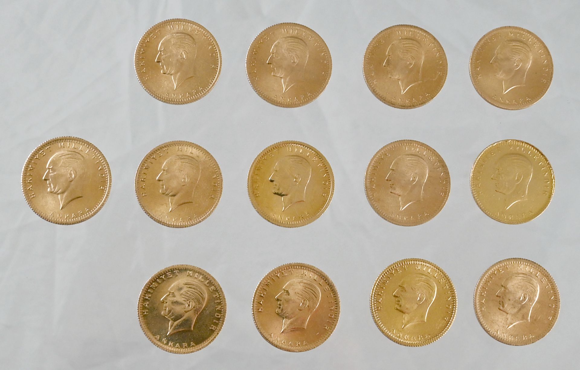 13 Goldmünzen (916 2/3), Türkei