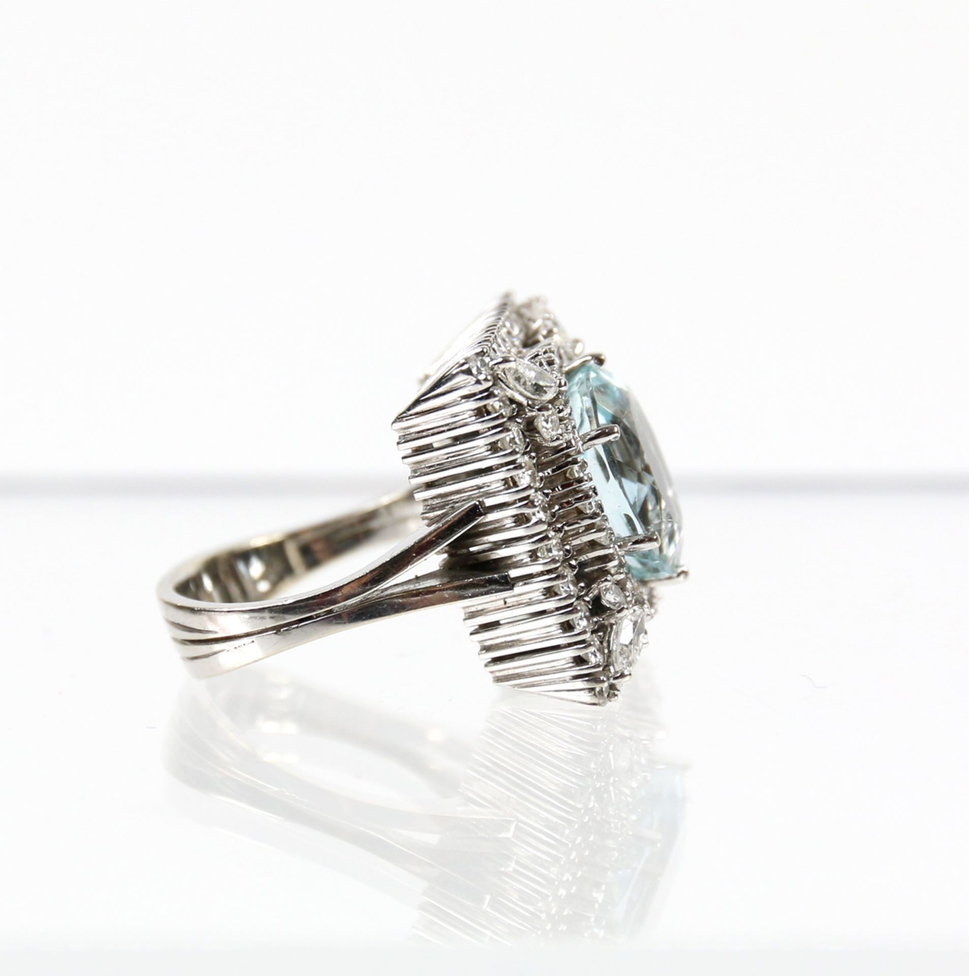 Ring mit Aquamarin ca. 7,5ct. - Bild 4 aus 6