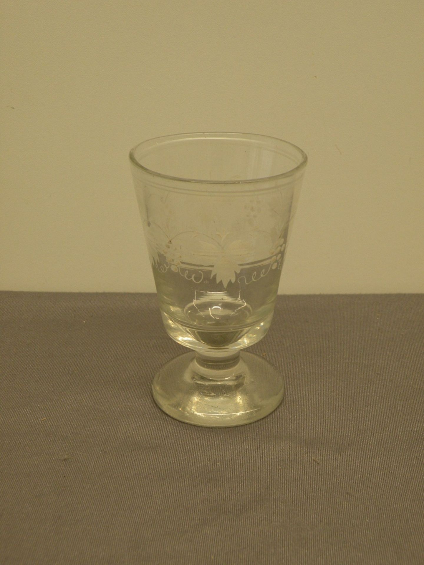 Biedermeier-Glas