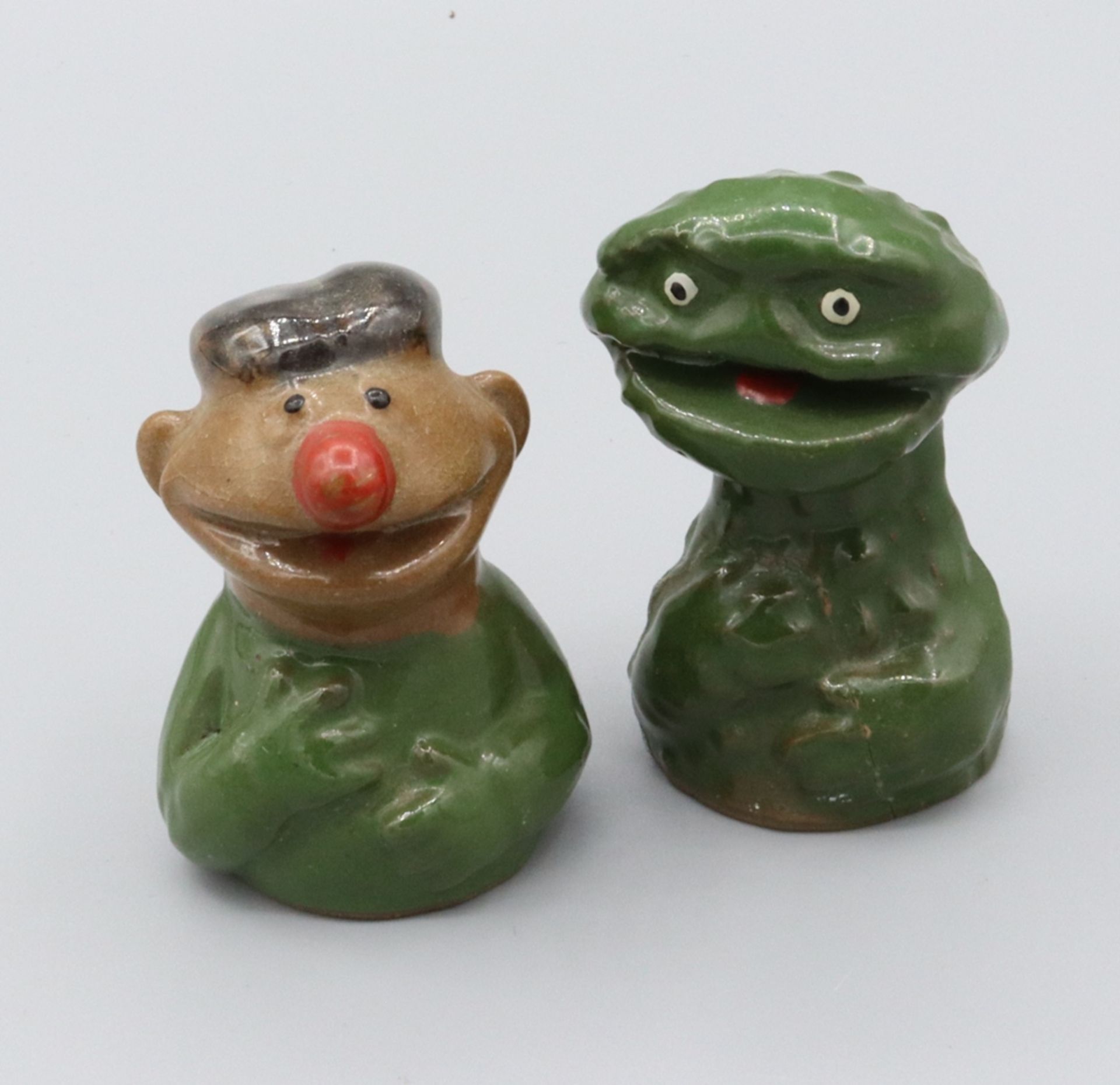 Frühe Figuren der Sendung "Die Sesamstraße", 60/70er Jahre, Keramik, Darstellungen farbig gestaltet