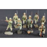 Militärisches Spielzeug, 8 Soldaten, Herstellermarke Elastolin und Lineol Germany vor 1945, Deutsch