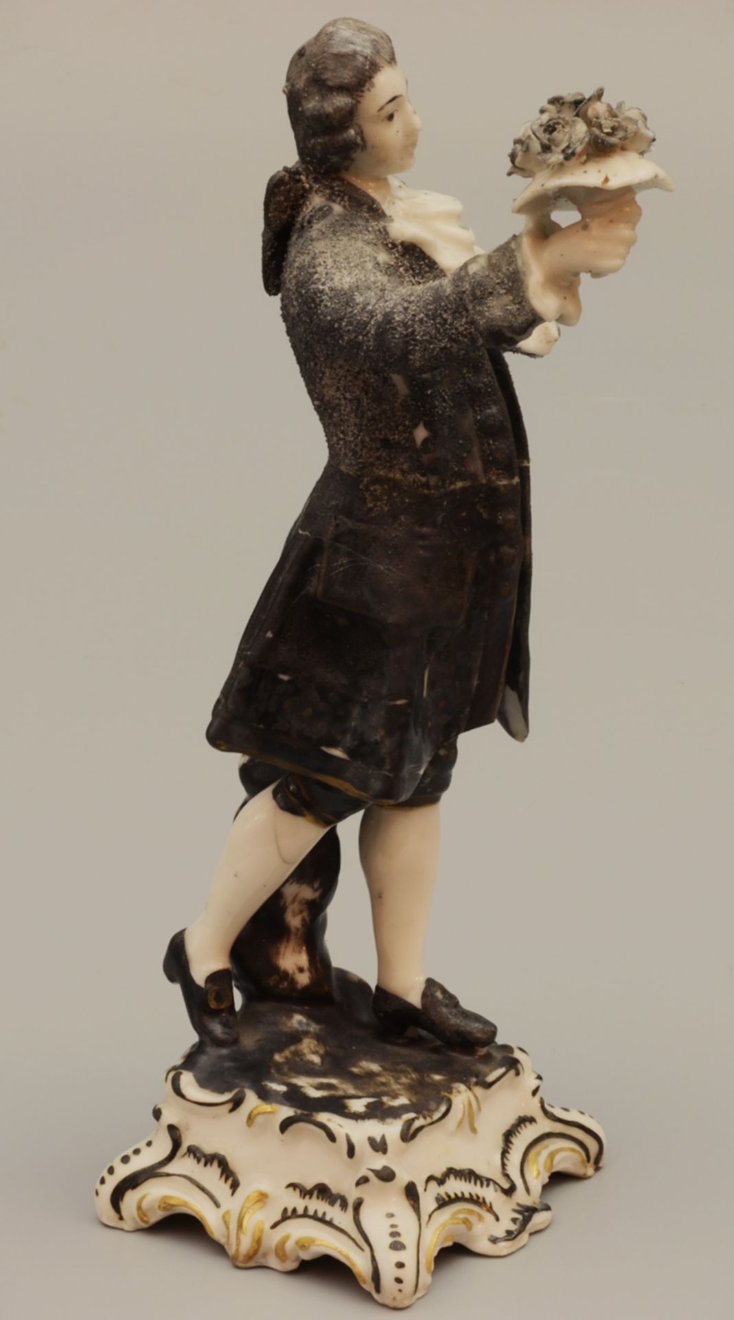 Biskuit Porzellanfigur Rosenkavalier, Ende des 19Jh./Anfang des 20.Jh., Deutsch - Bild 2 aus 3