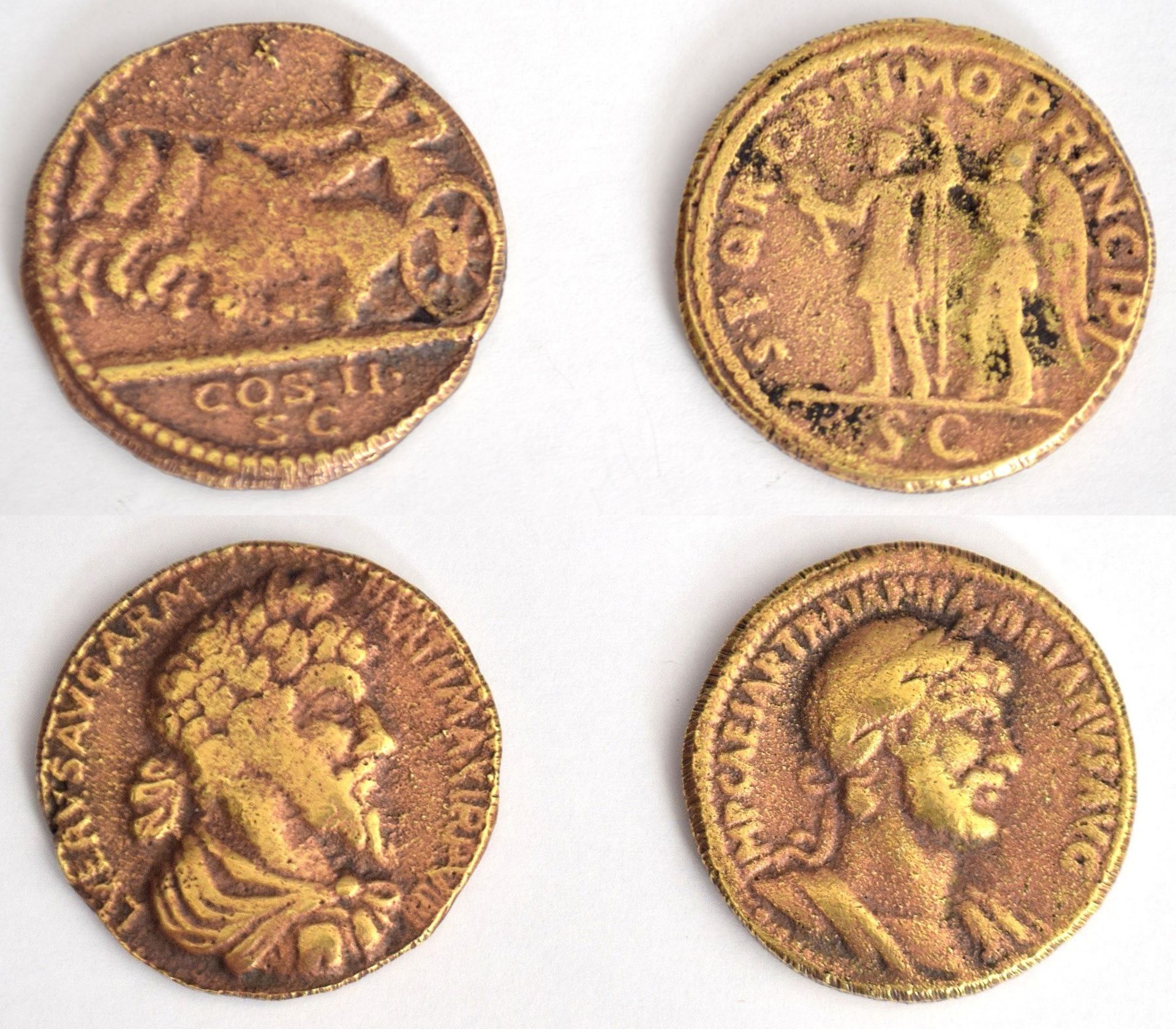 Zwei römische Münzen