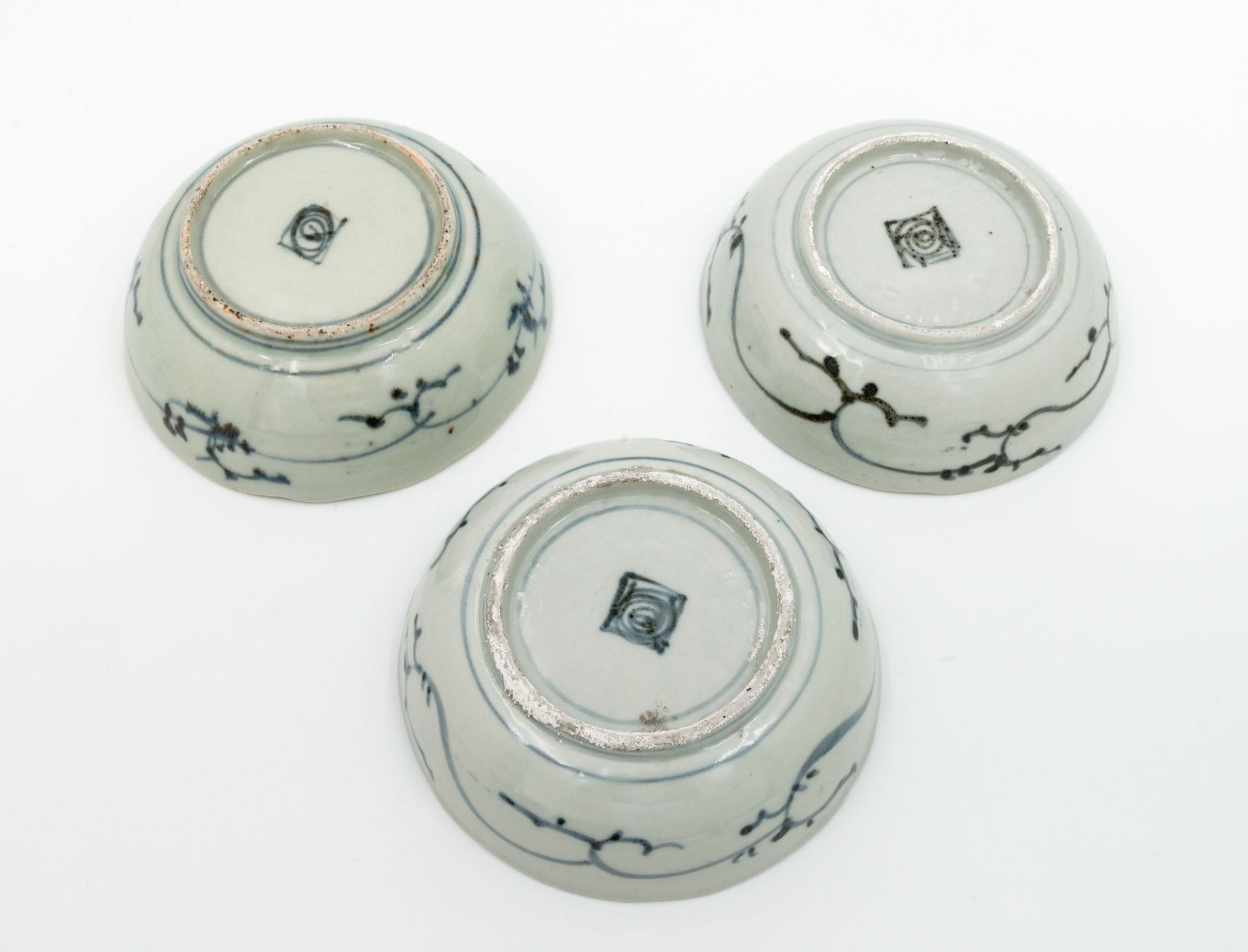Three Blue and White Porcelain Swatow Deep Plates in the Yongle Style, China, Mid 19th Century - Image 3 of 3
