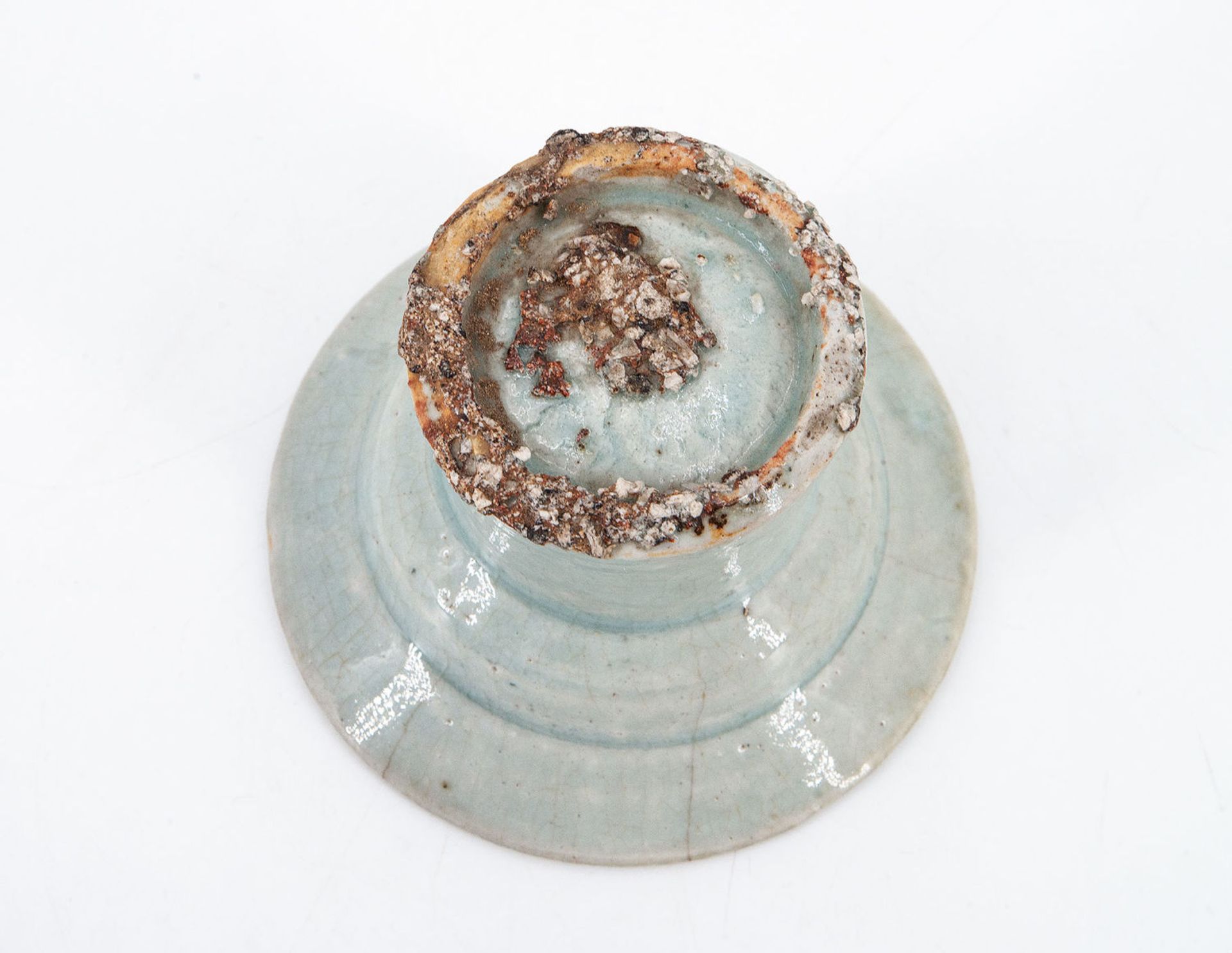 An Antique Korean Glazed Celadon Vessel - Image 3 of 3