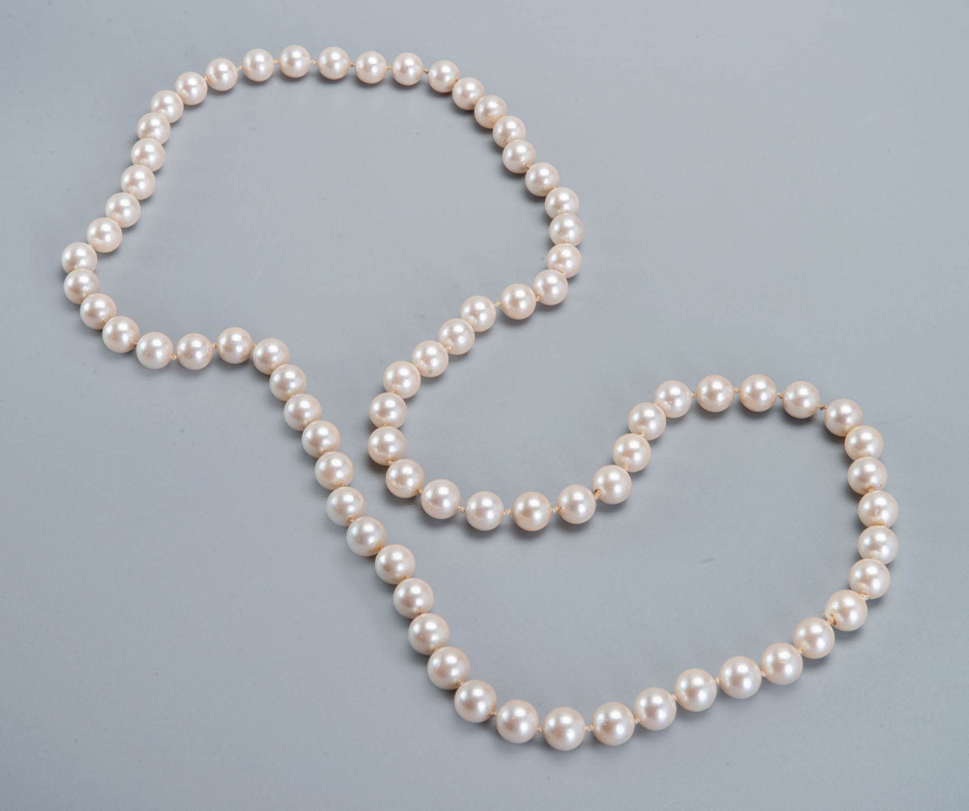 A Fine Pearl Necklace