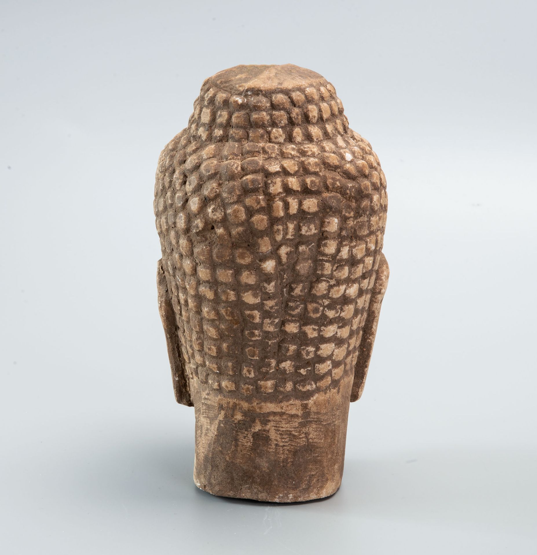 A Stone Schist (?) Buddha Head, 4th/5th Century - Bild 3 aus 6