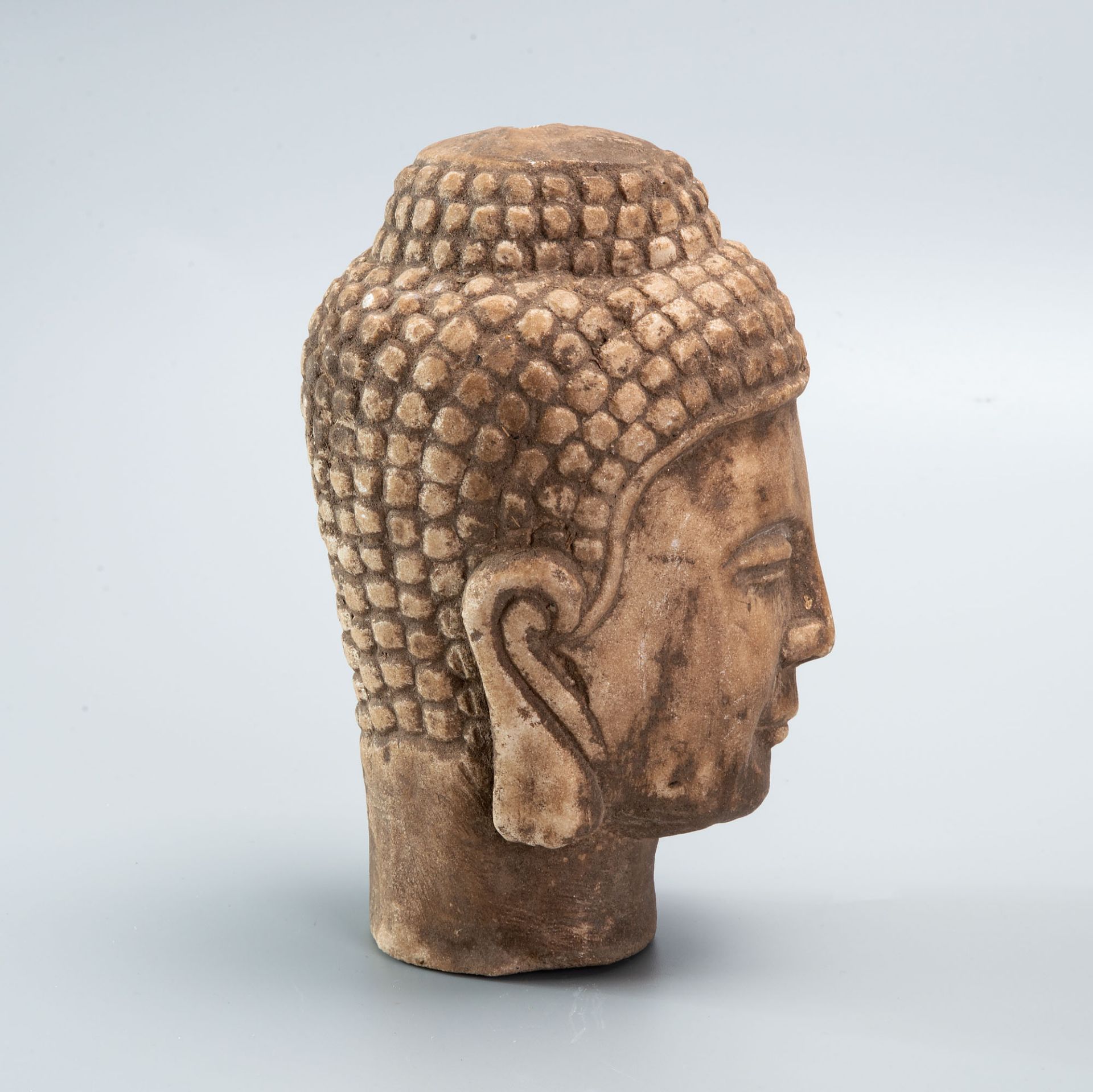 A Stone Schist (?) Buddha Head, 4th/5th Century - Bild 2 aus 6