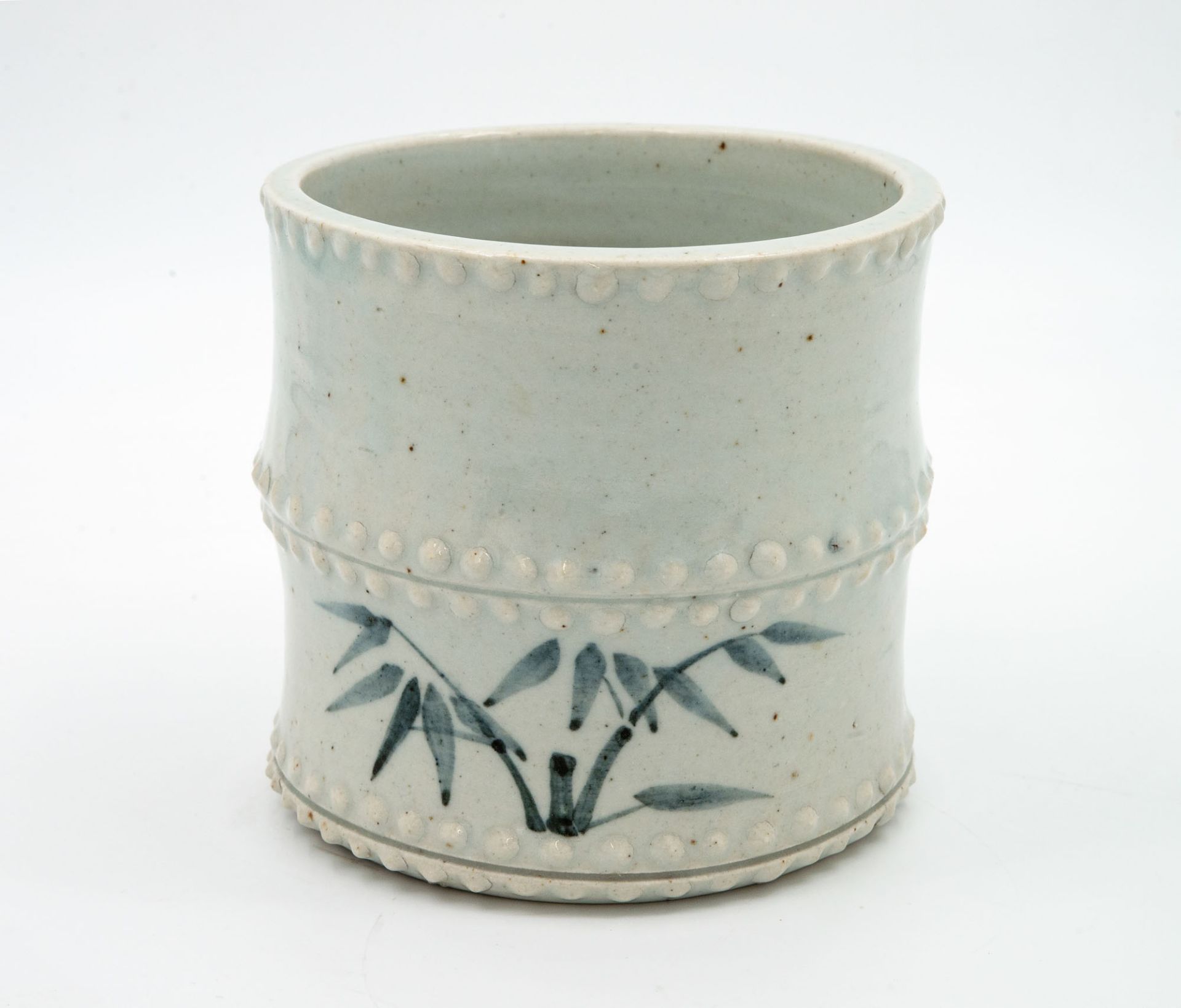 A Large Blue and White Porcelain Brush Pot, Korea, Late Joseon Dynasty, Early 20th Century - Bild 3 aus 5