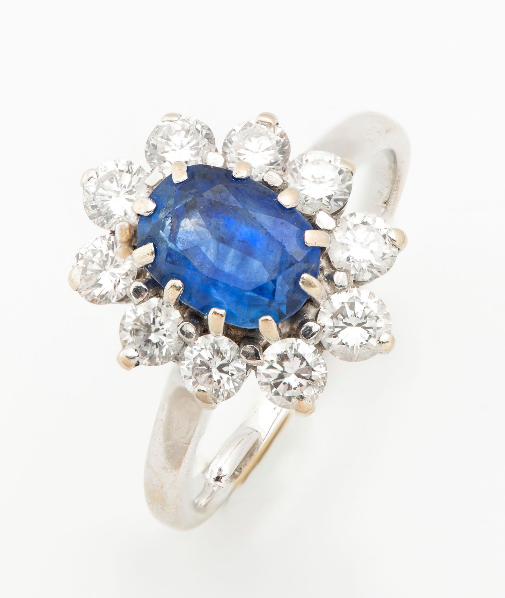 A Fine 18K White Gold Sapphire and Diamond Ring