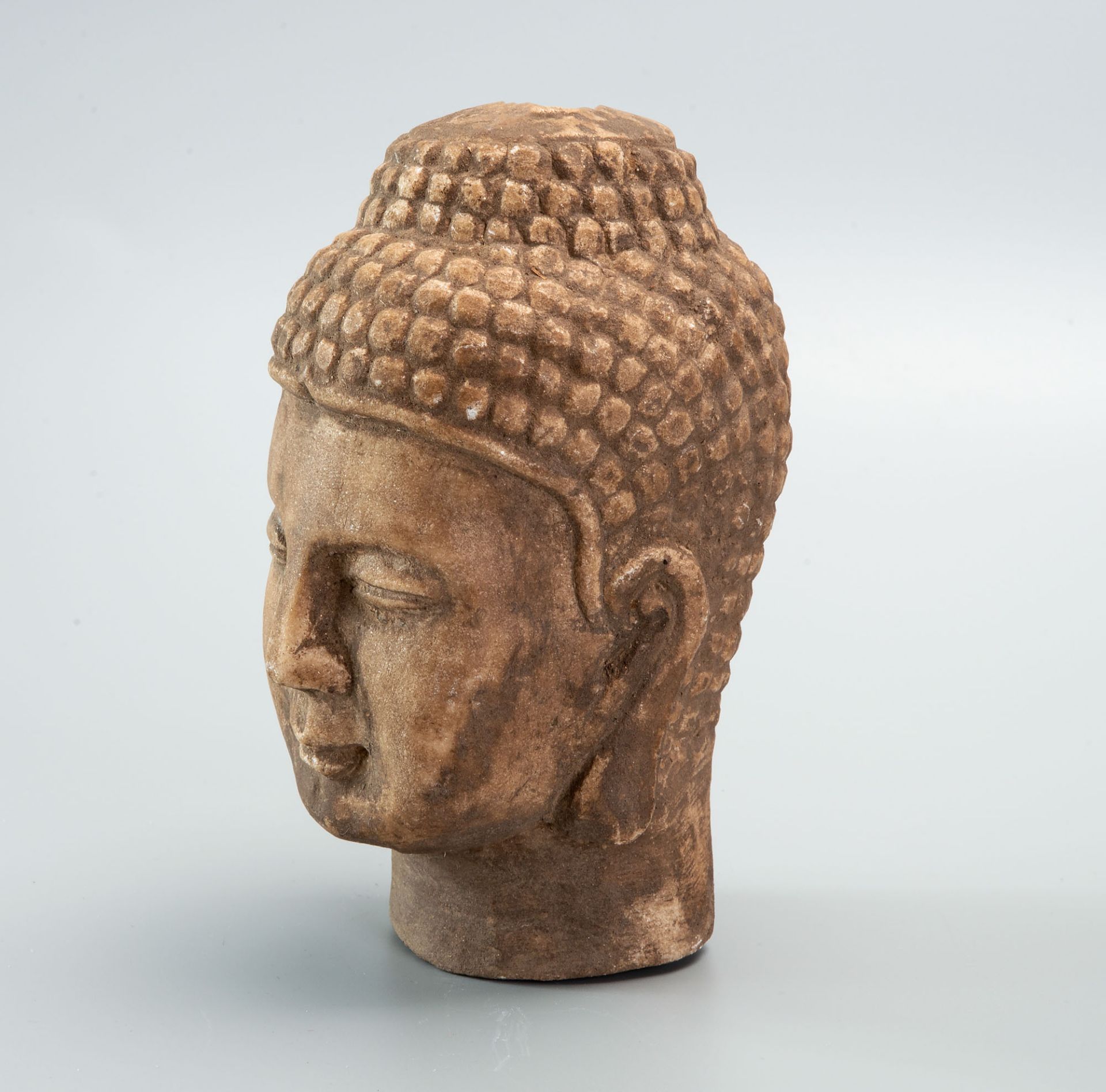A Stone Schist (?) Buddha Head, 4th/5th Century - Bild 4 aus 6
