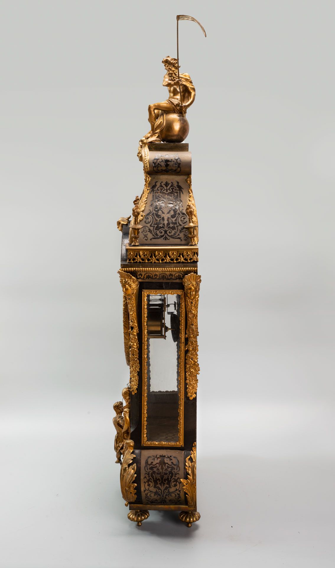 An Fine Boulle Style Wood and Gilt Bronze Ormolu Console Clock, France, Mid 18th Century - Bild 3 aus 8