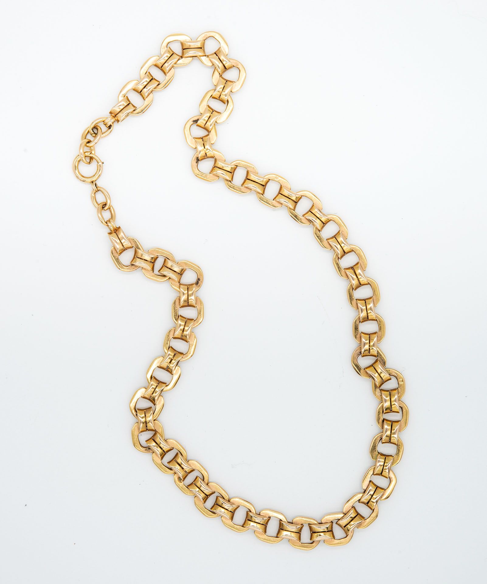 An Art Deco Fine 14K Gold Flat Link Necklace