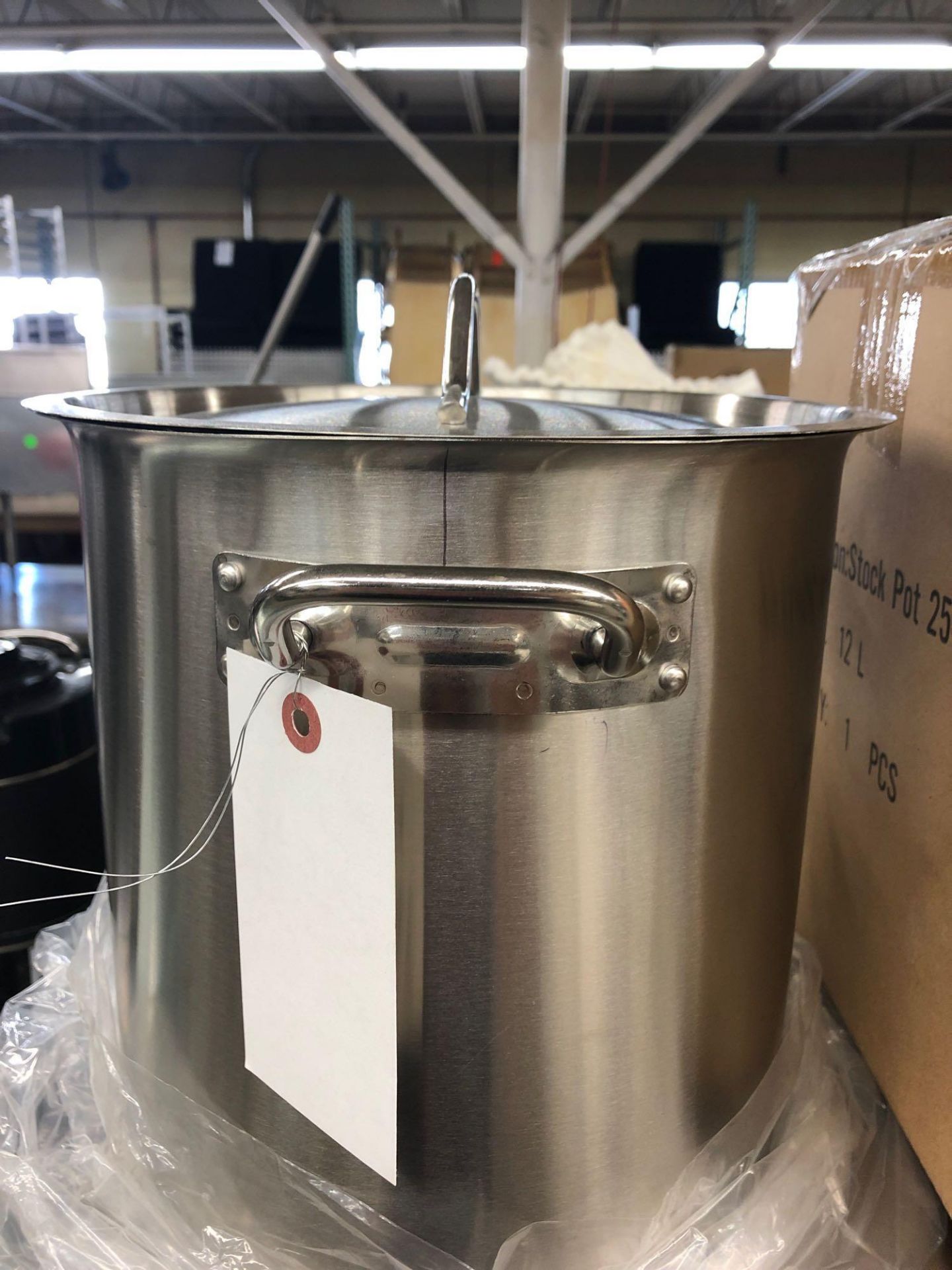 12 L stainless steel stock pot with cover