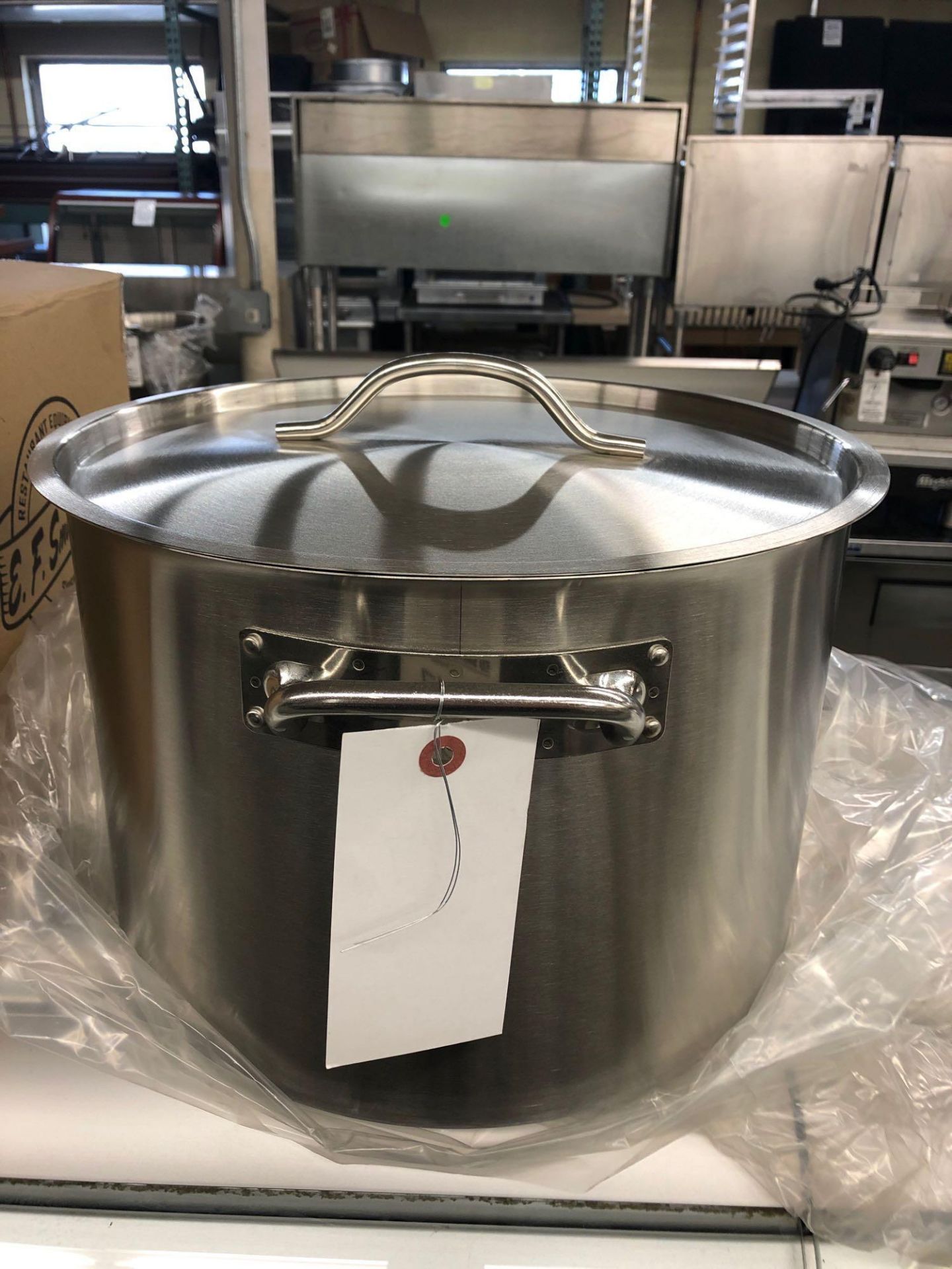 24 L stainless steel stock pot with cover