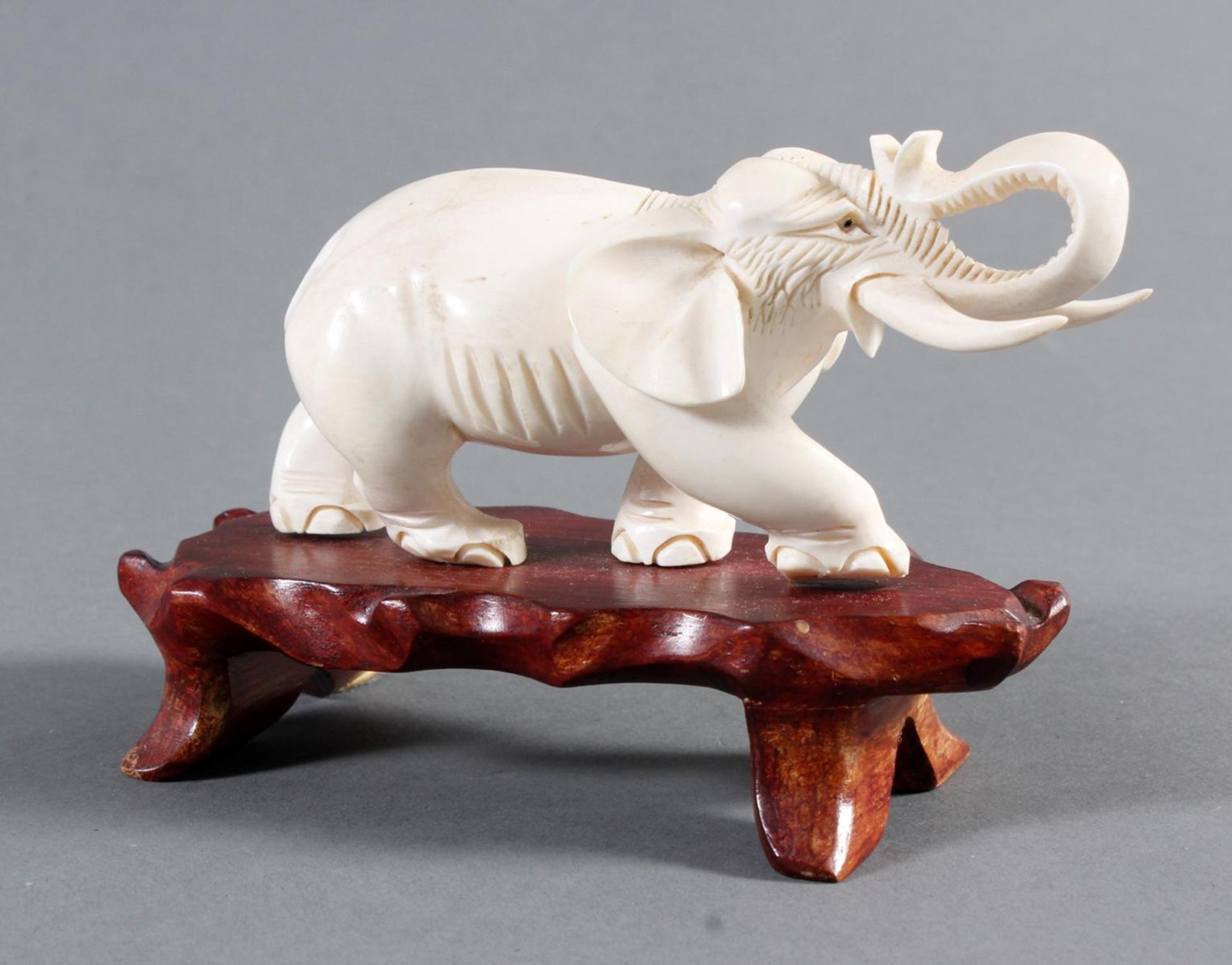 Elfenbeinfigur Elefant, China 20. Jahrhundert - Bild 2 aus 5