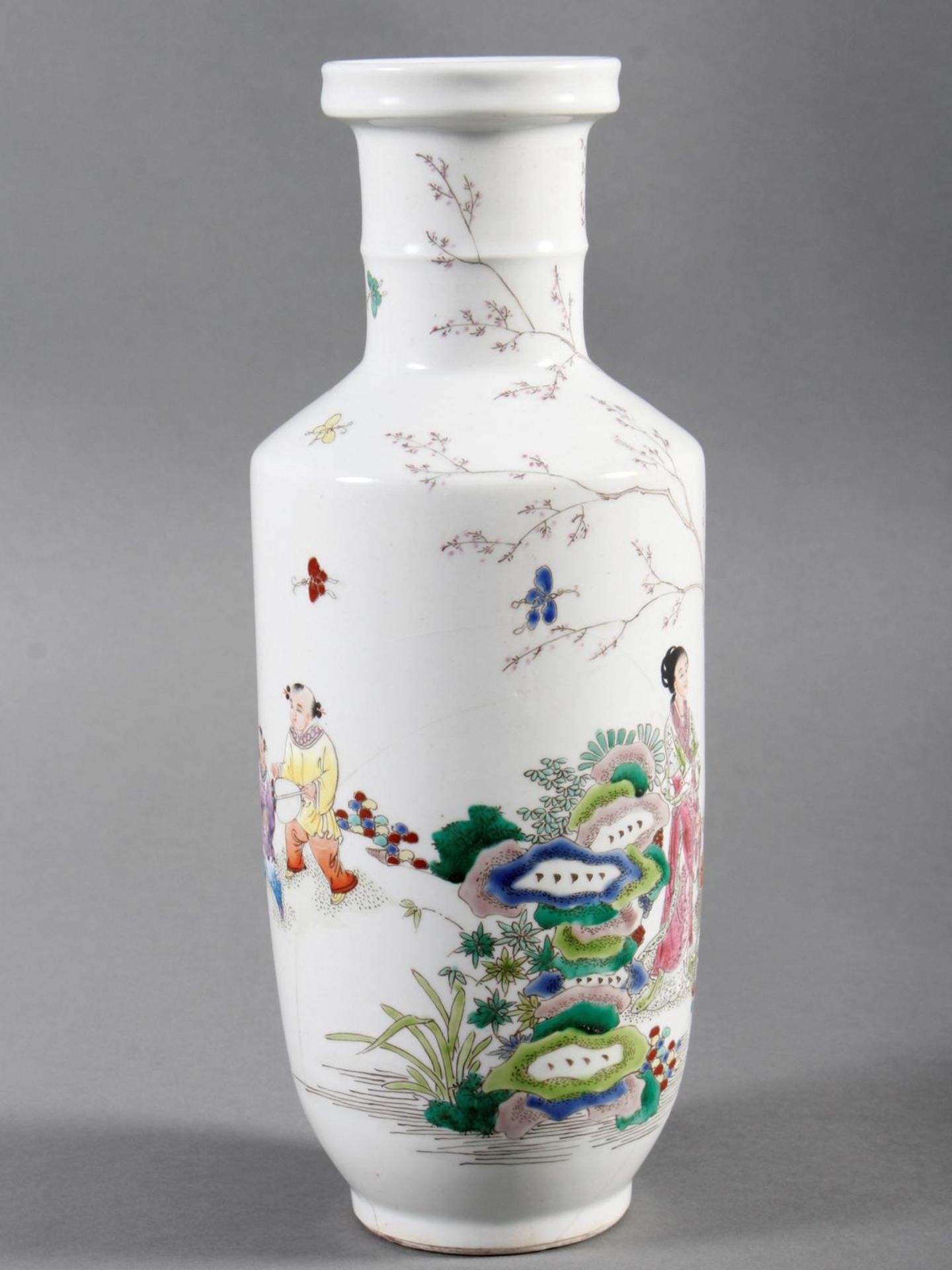 Porzellanziervase, China, wohl 19. Jahrhundert - Bild 2 aus 9