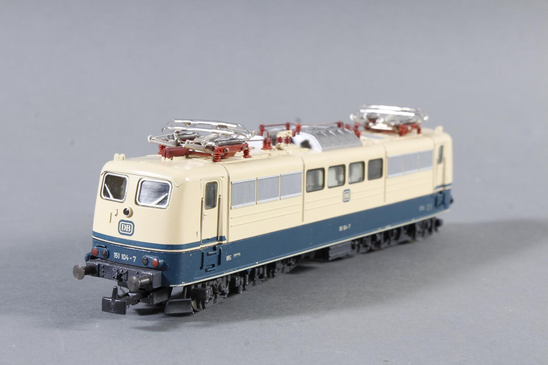 Märklin E-Lok 4380, Spur H0 mit 7 Waggons - Image 3 of 4