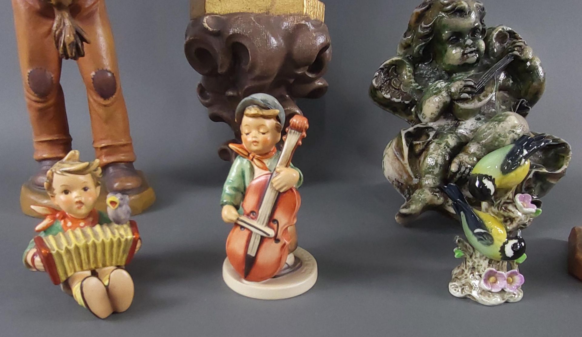 Figuren Konvolut aus Holz, Keramik, Wachs und Kunststoff - Image 2 of 3