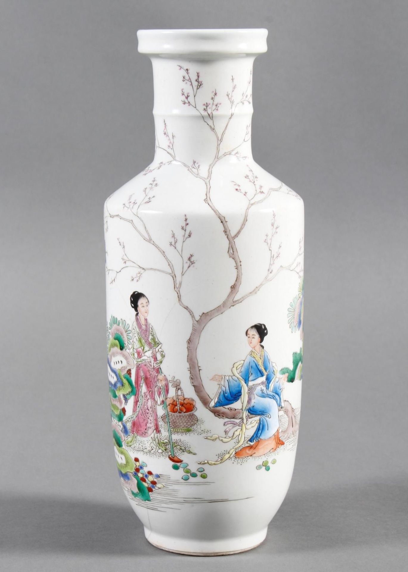 Porzellanziervase, China, wohl 19. Jahrhundert