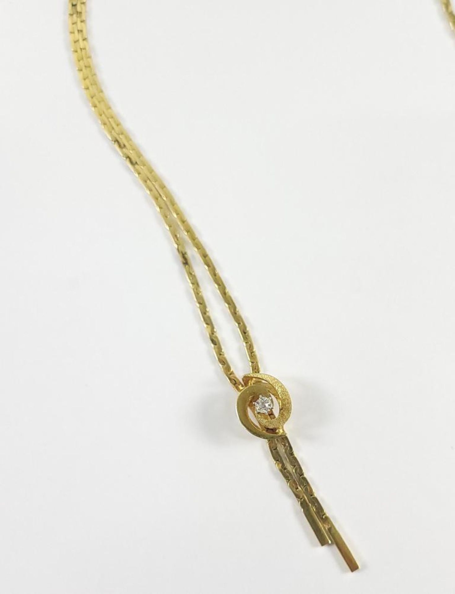 Collier mit Diamant, 14 kt Gelbgold - Bild 2 aus 2