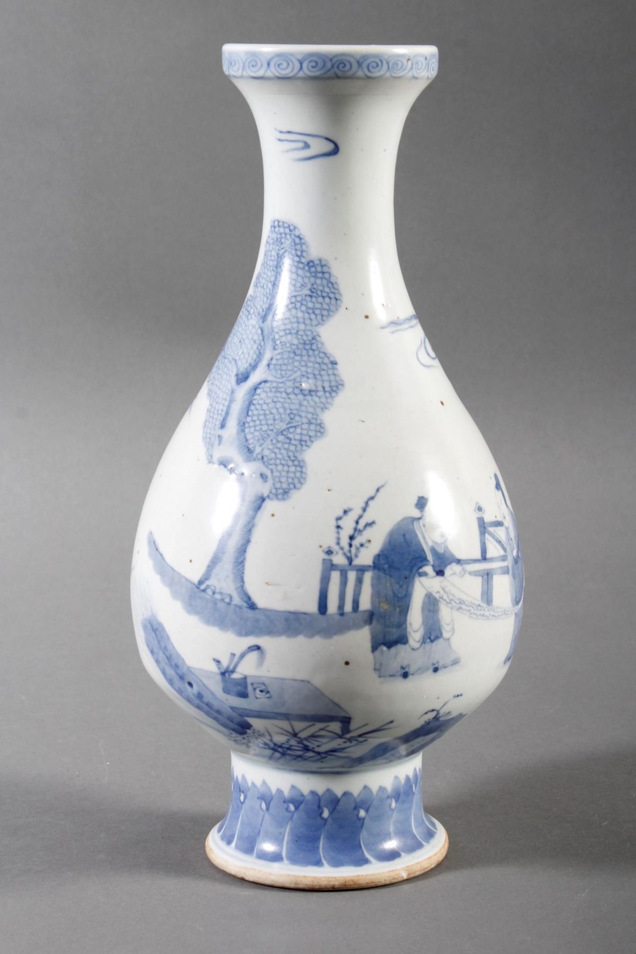 Porzellanziervase, China wohl 18. Jahrhundert - Bild 2 aus 7