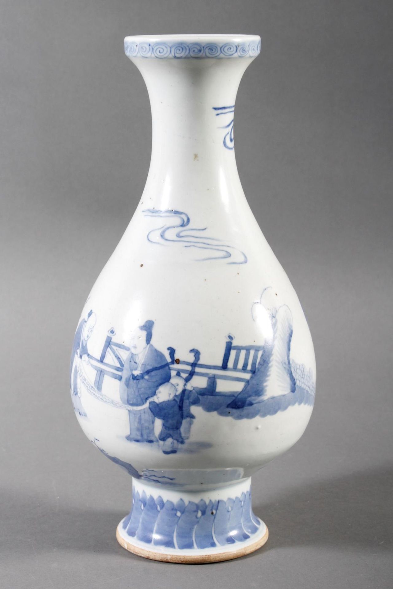 Porzellanziervase, China wohl 18. Jahrhundert