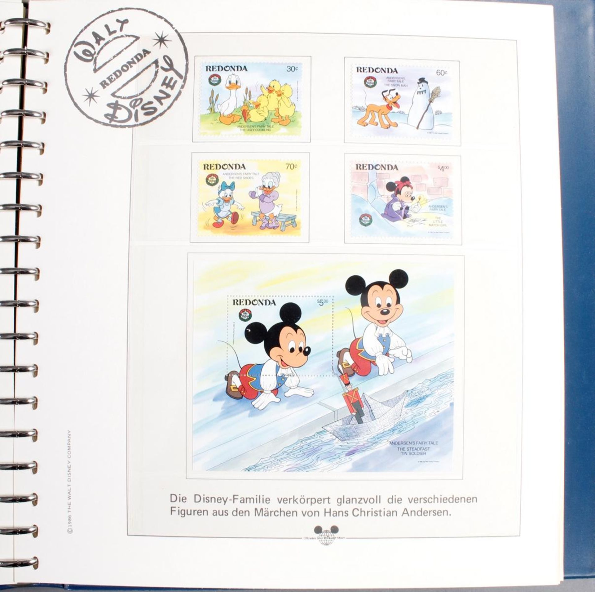 2 Alben: Walt Disneys wundervolle Welt in bunten Marken - Image 5 of 8