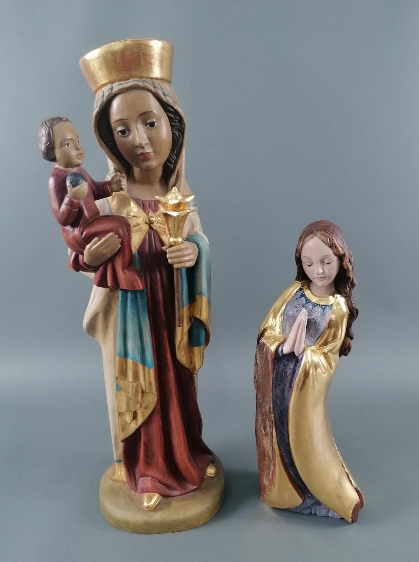 2 Heiligenfiguren "Madonna Figuren