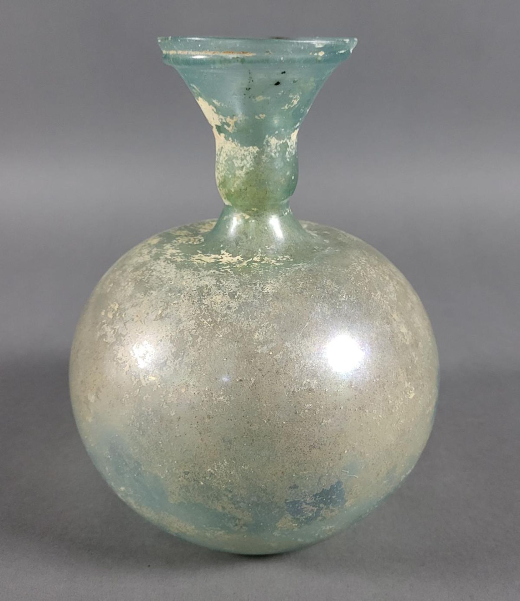 Große römische Flasche, 3.-4. Jahrhundert - Image 2 of 4