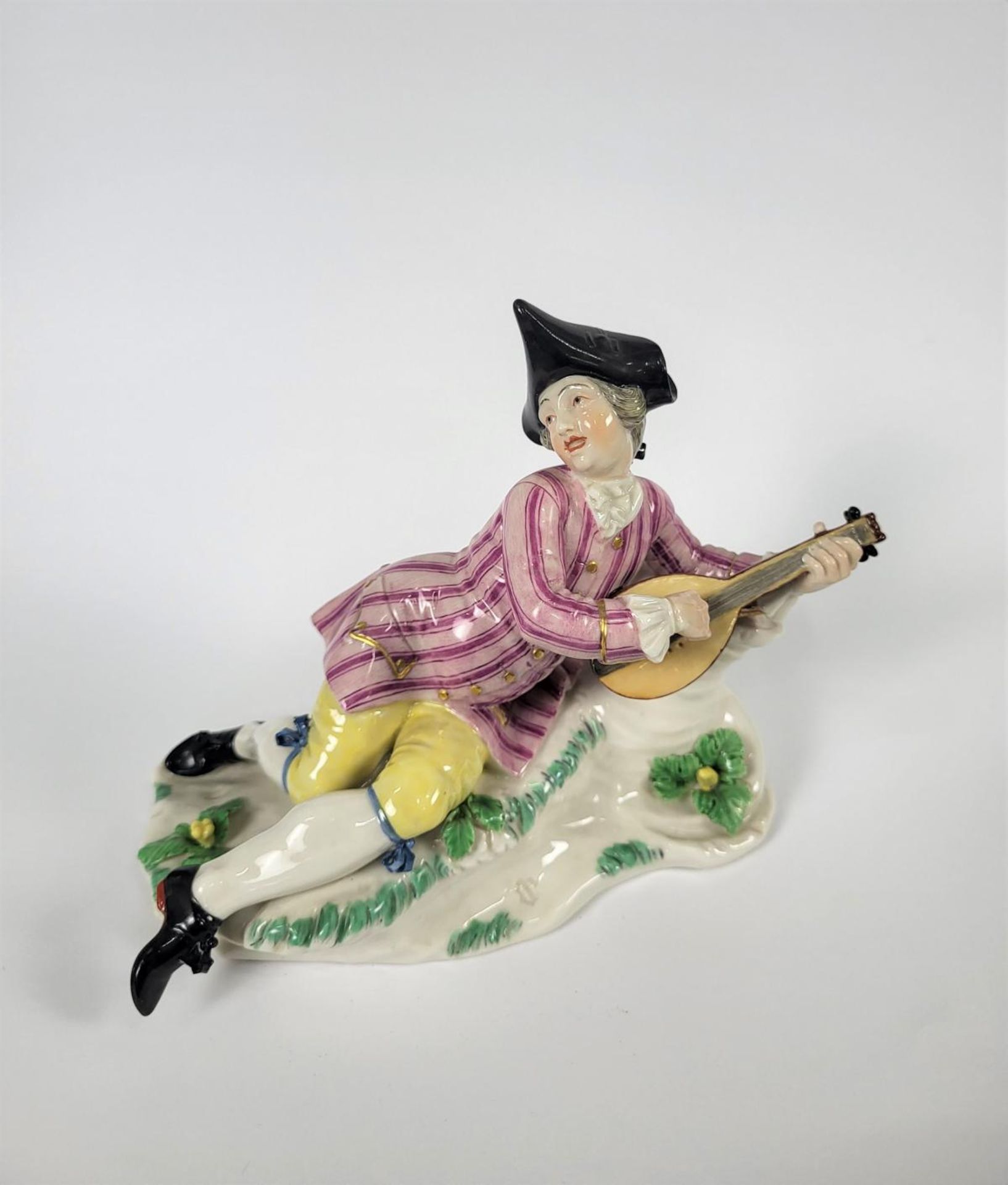 Nymphenburg Figur "Lautenspielender Schäfer