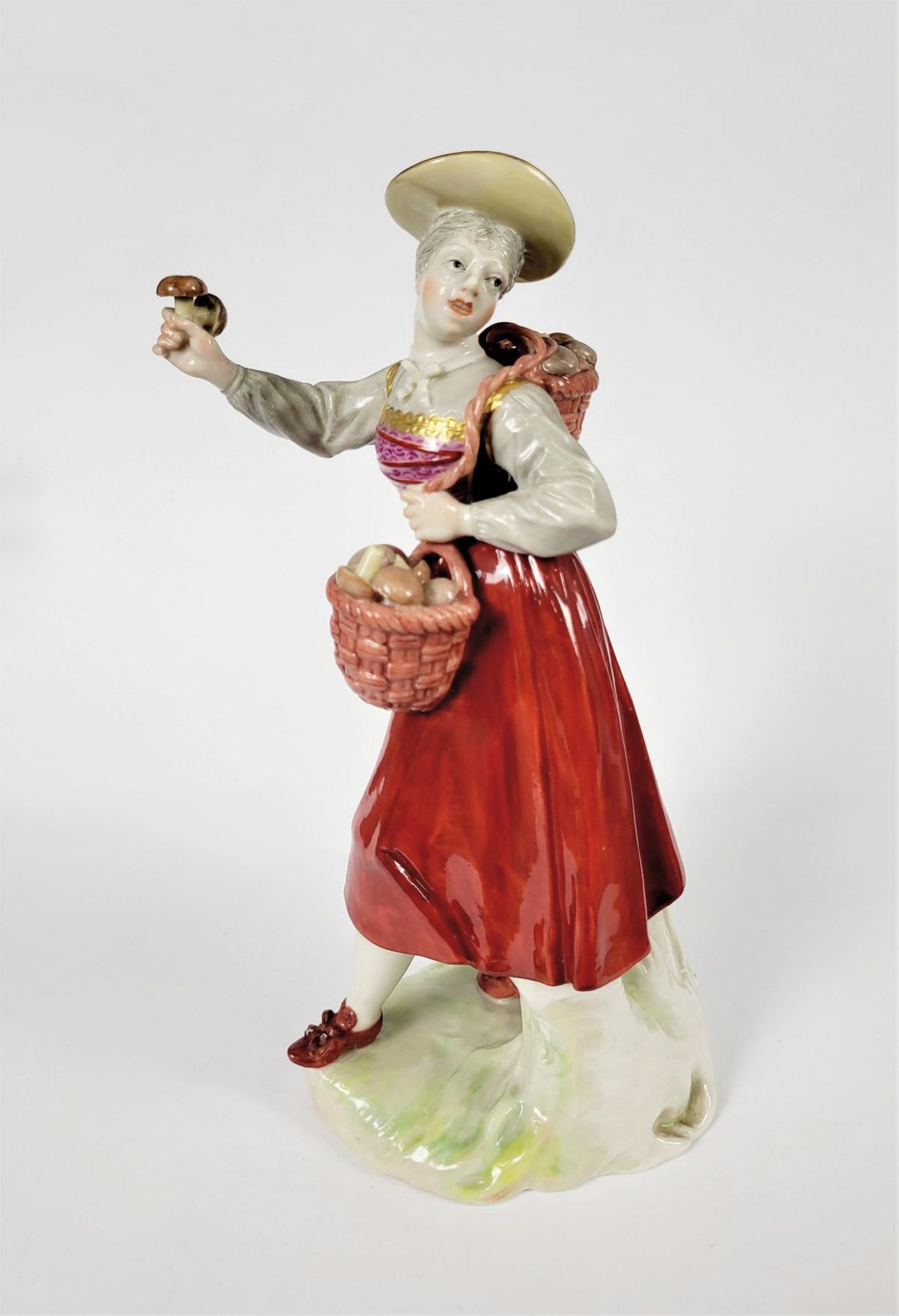 Nymphenburg Figur "Schwammerlfrau" - Marktfigur