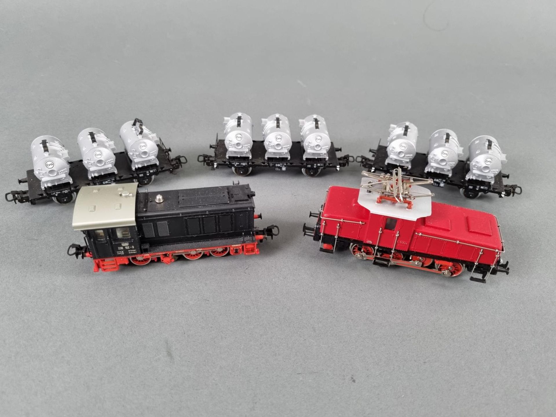 Märklin E6304 und 3 Kesselwagen Zugset 125 Jahre Märklin sowie Märklin 3146 - Bild 2 aus 4