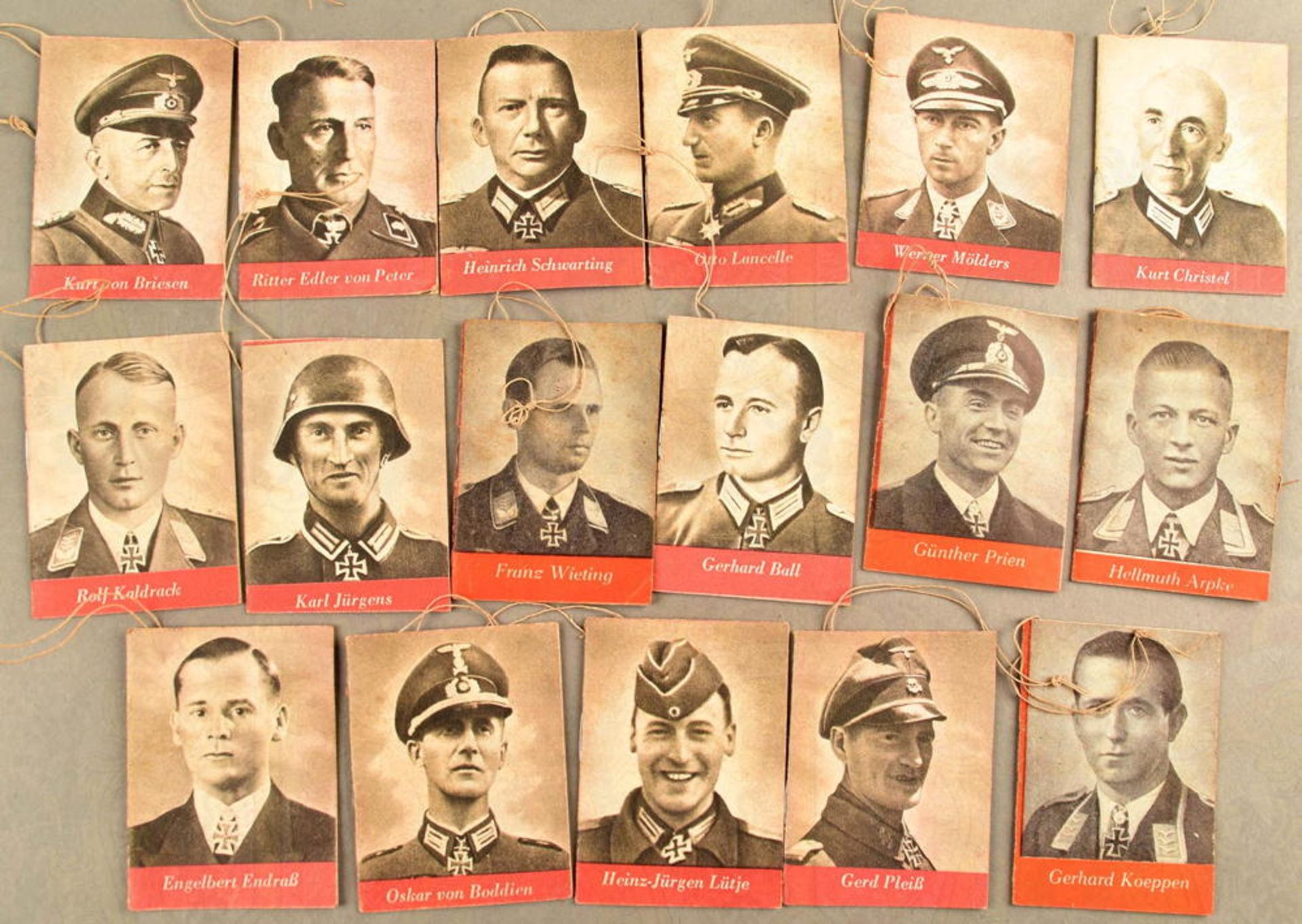 17 Spendenbüchlein Helden der Wehrmacht