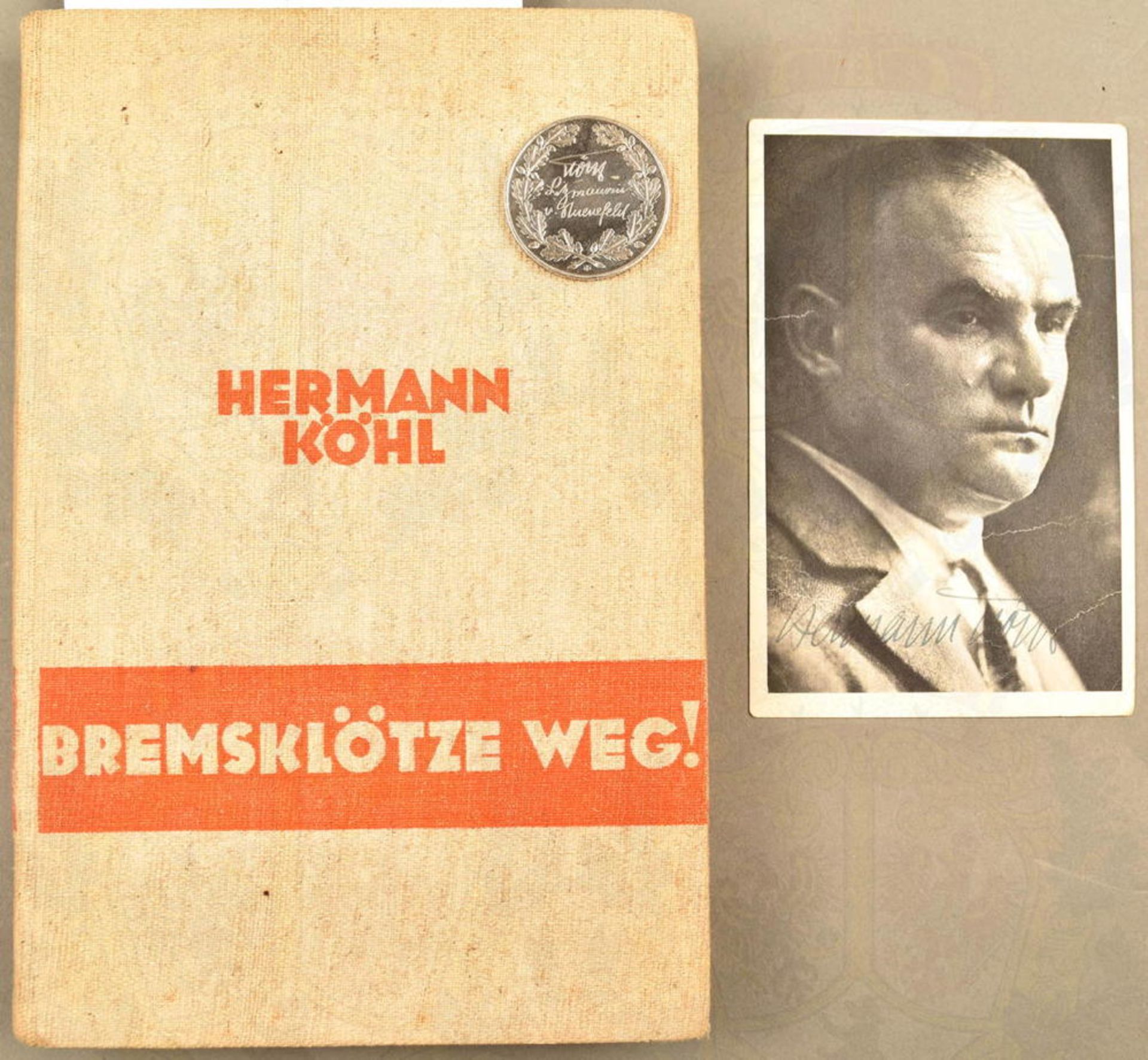 Unterschrift, Buch und Silbermedaille Hermann Köhl - Bild 2 aus 2