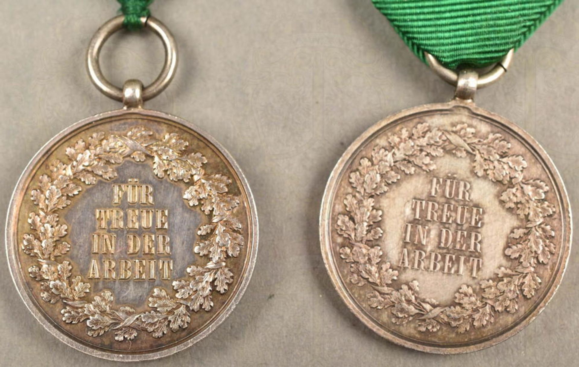 2 Medaillen Für Treue in der Arbeit - Image 4 of 4