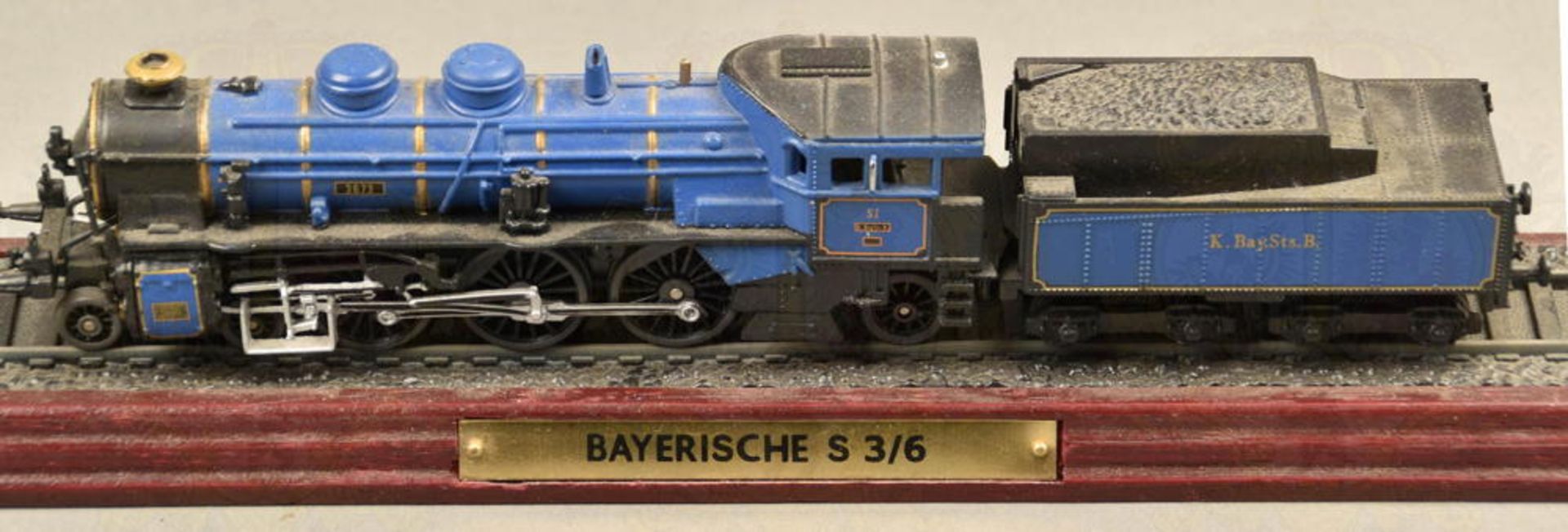 Schreibtisch-Dekoration Eisenbahn - Bild 2 aus 3