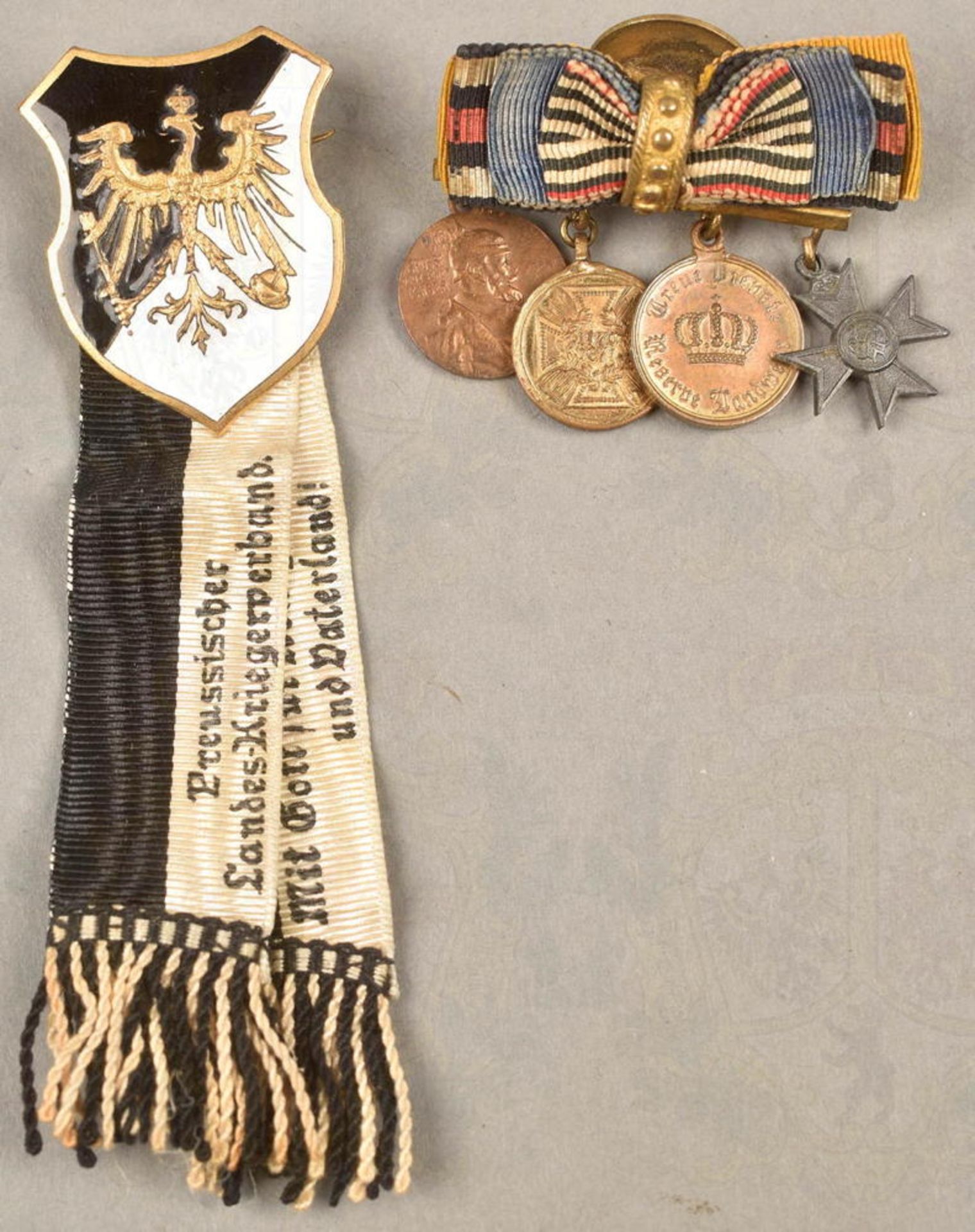Miniaturspange und Kriegervereinsabzeichen