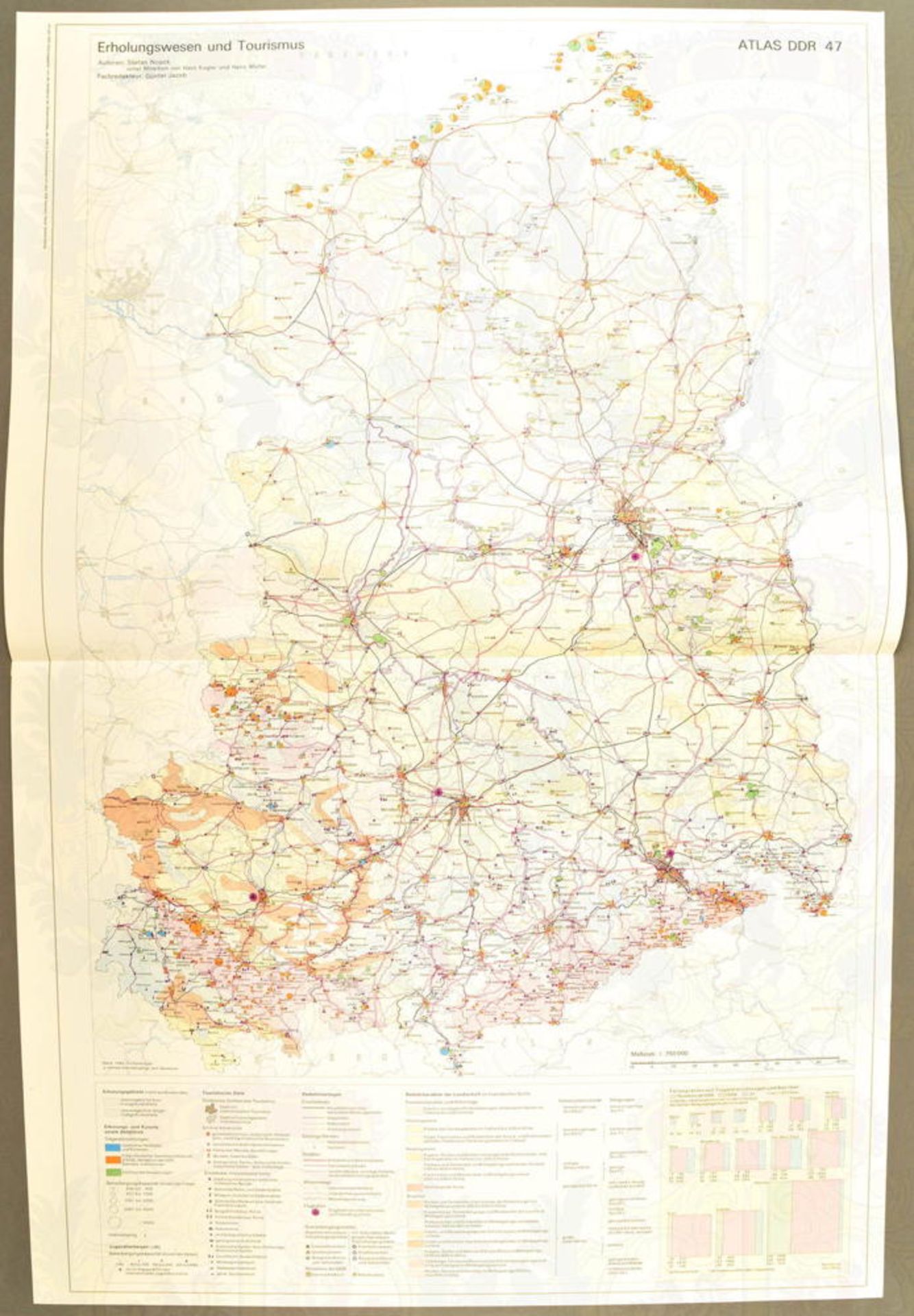 ATLAS DEUTSCHE DEMOKRATISCHE REPUBLIK - Bild 3 aus 3