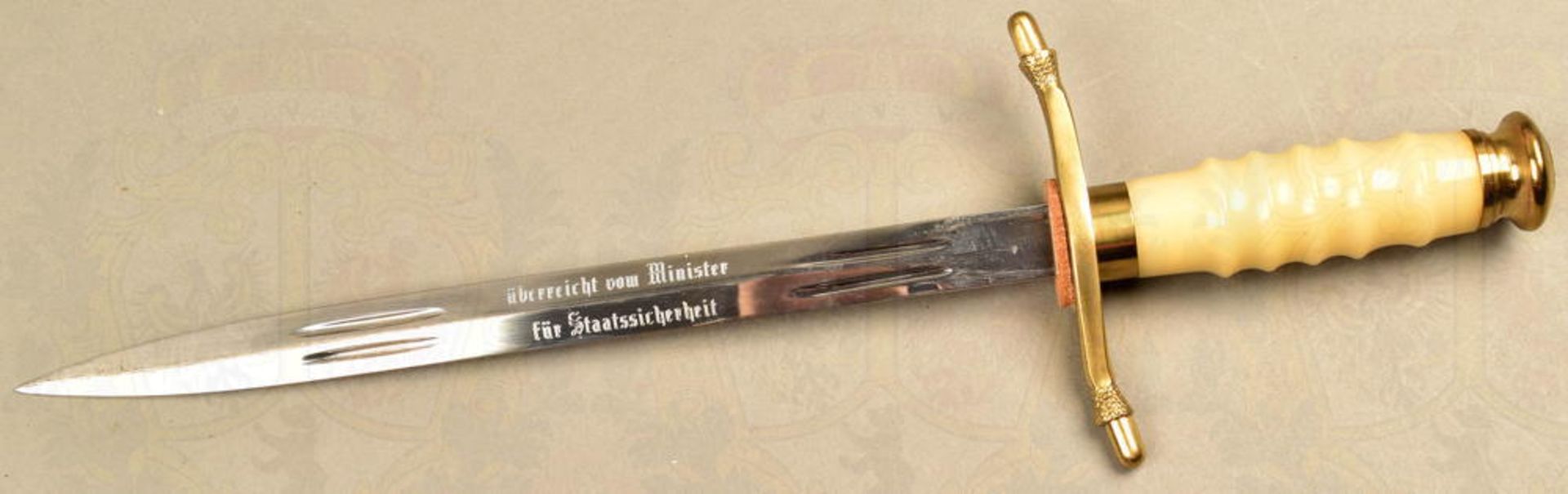 DOLCH FÜR GENERALE DER STAATSSICHERHEIT - Bild 4 aus 10