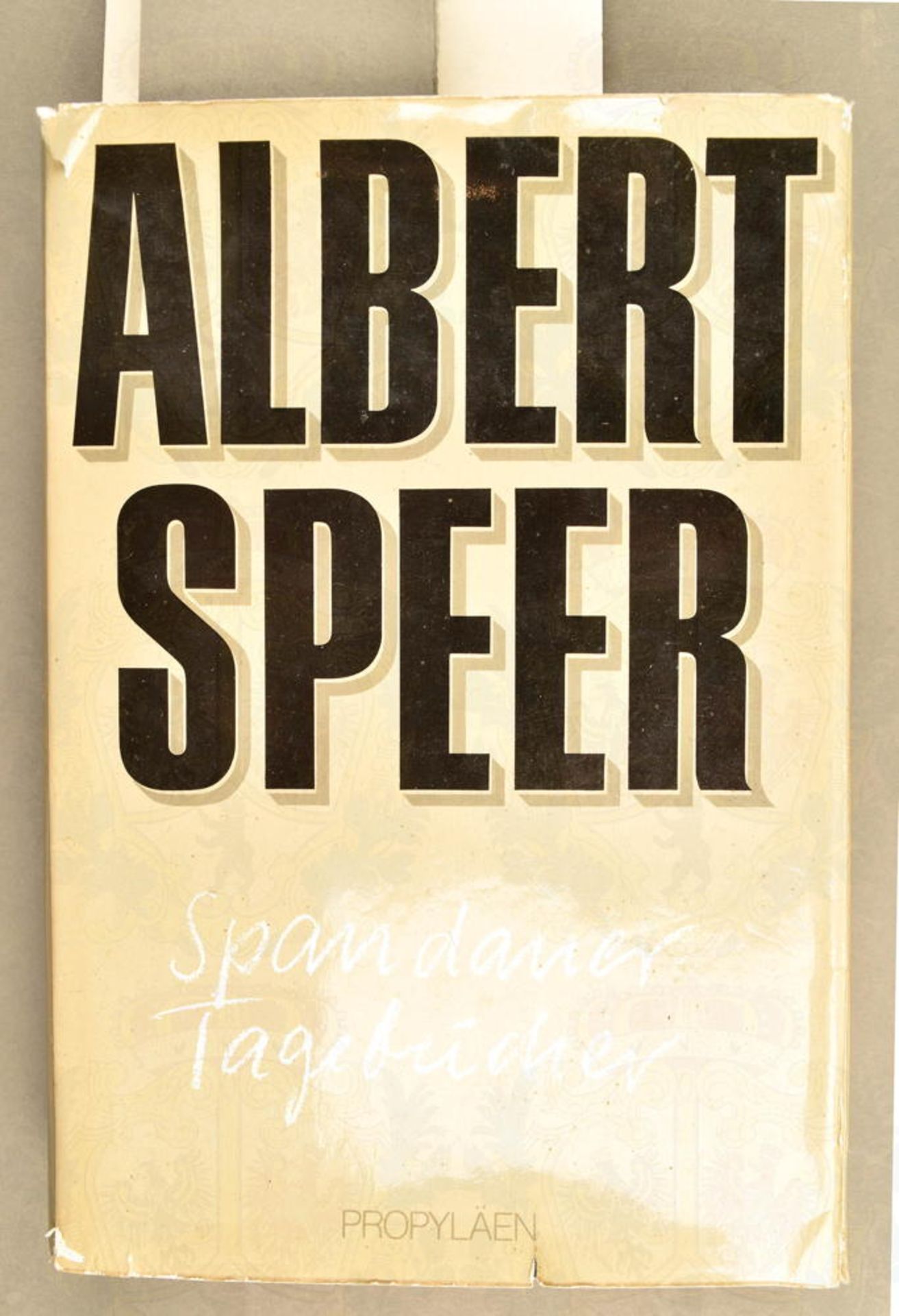 Speer, Albert, (1905-1981), dt. Architekt u. 1942-1945 Reichsminister für Rüstung u.