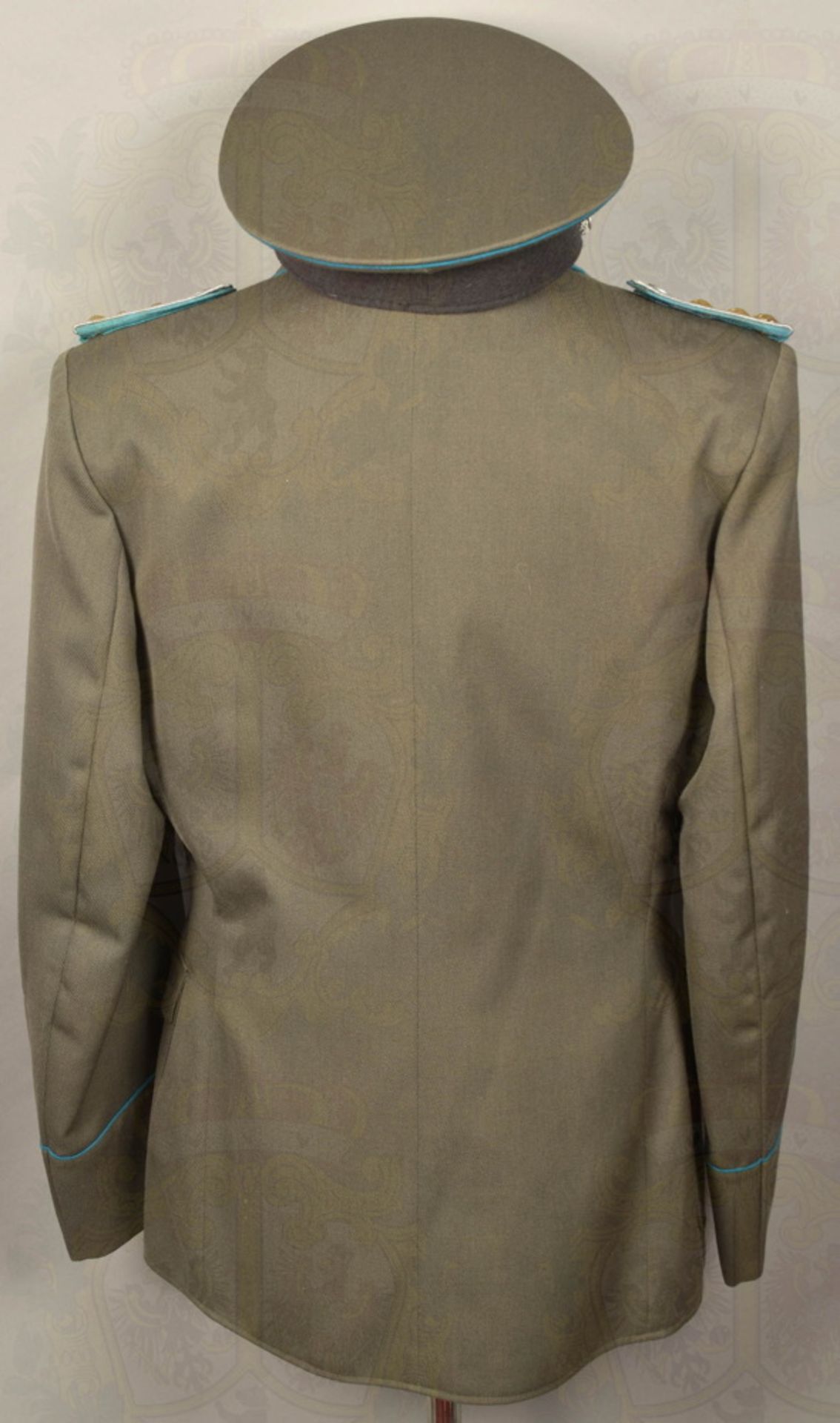 Uniform Hauptmann der Luftstreitkräfte - Image 6 of 6